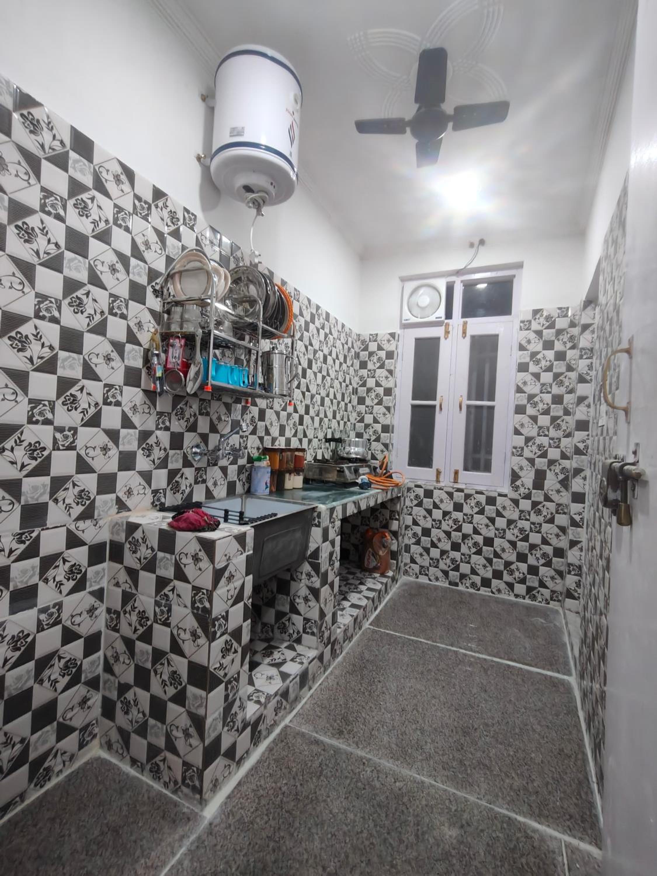 Gulzar Guest house