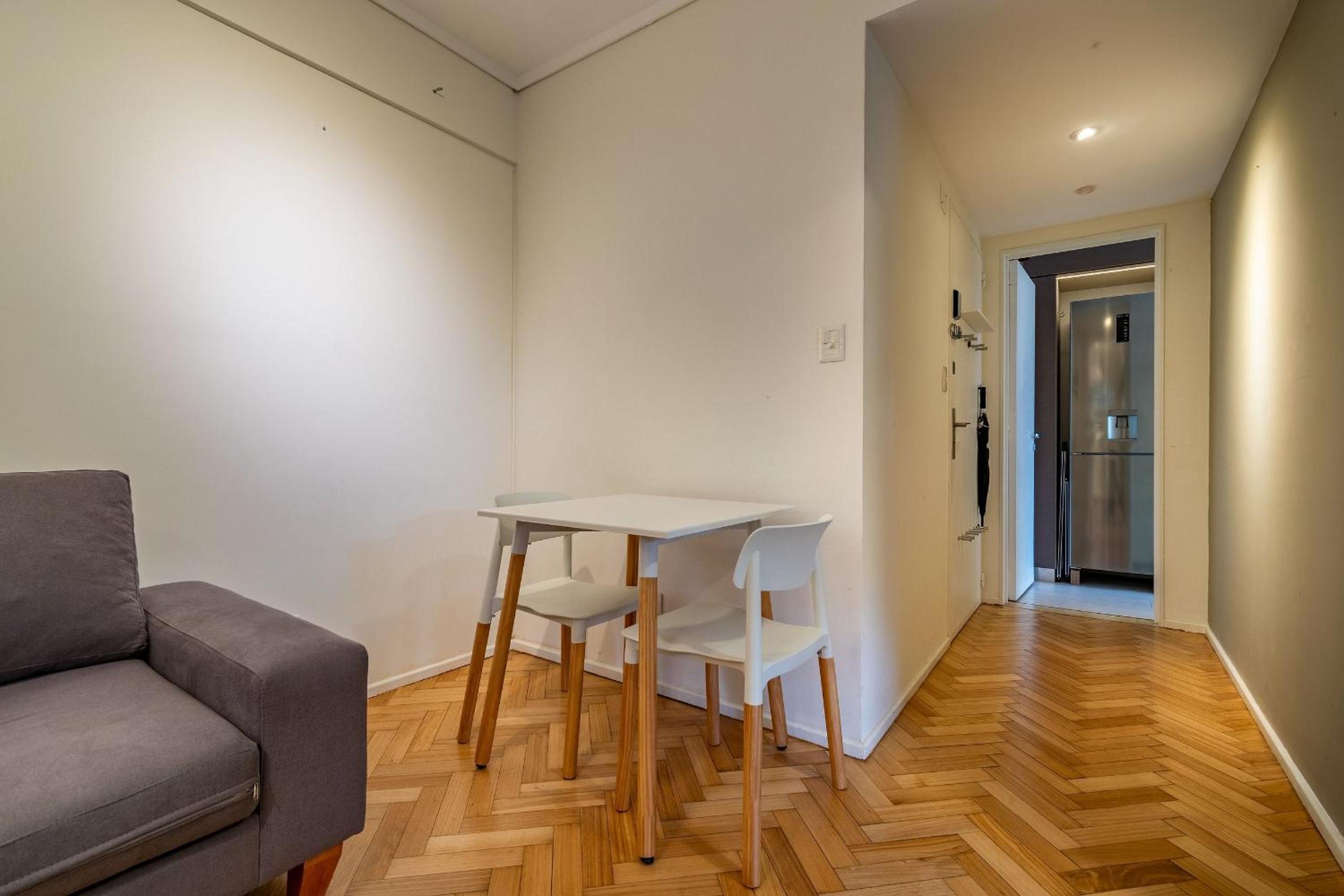 Modern and cozy apartment in Retiro