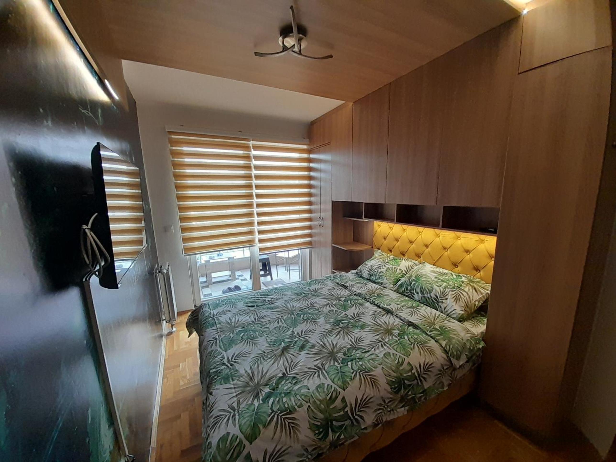 JACUZZI for RELAX - HOLLYWOOD Apartment, STUP, Sarajevo