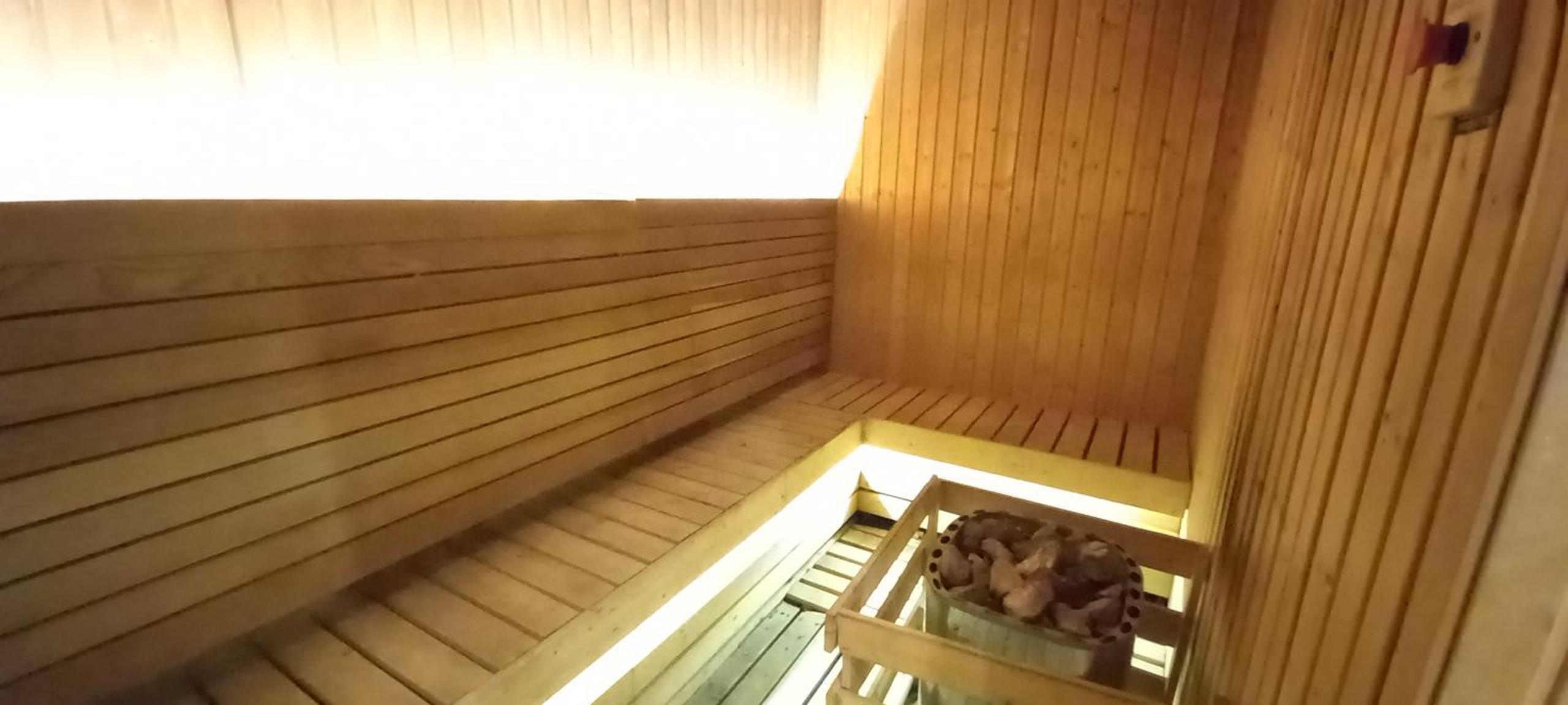Cozy Apartment with Jacuzzi and Sauna at 188 Suites Klcc
