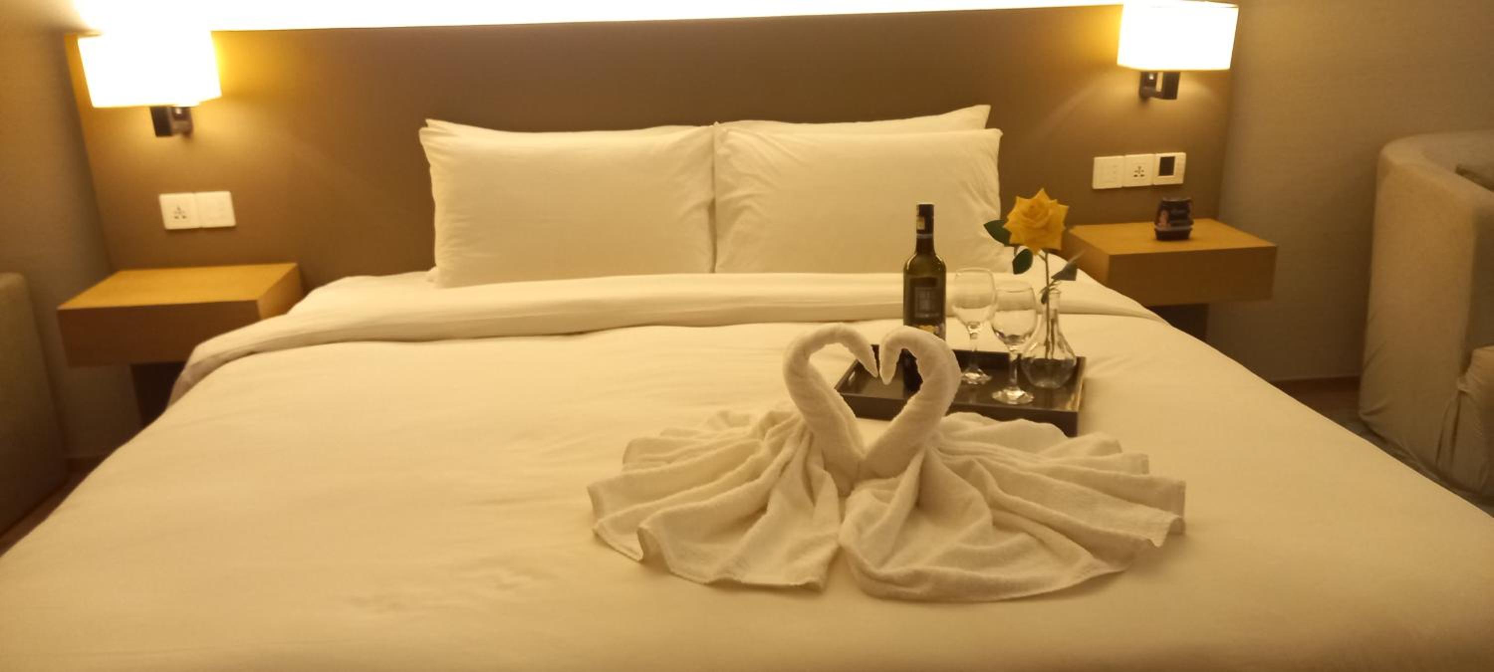 Cozy Apartment with Jacuzzi and Sauna at 188 Suites Klcc