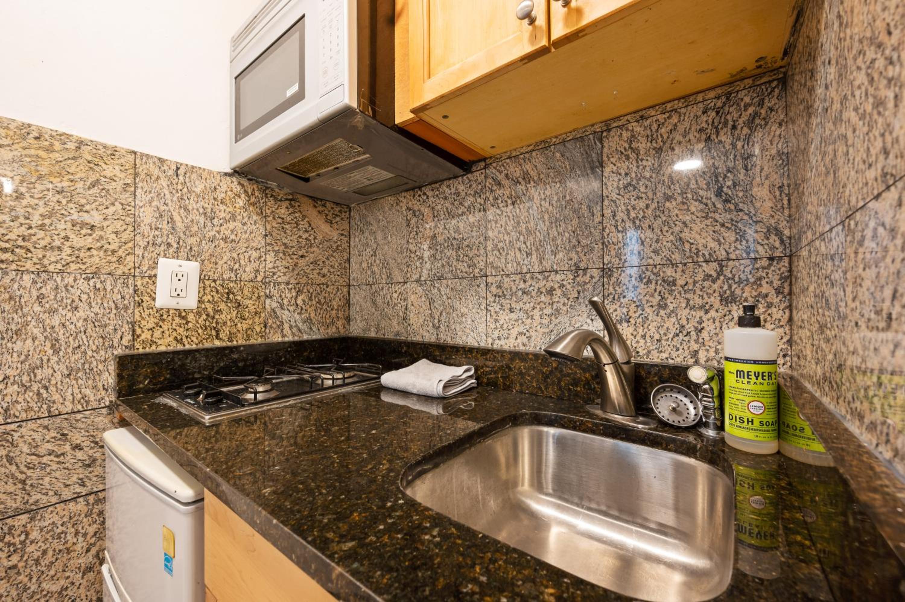 Furnished Comfy Studio in Kips Bay