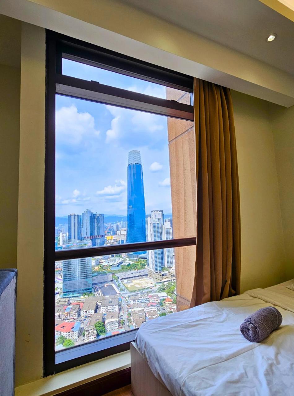 Bukit Bintang 1BR 5pax Walk to LRT & Monorail Stn by Cloud Host