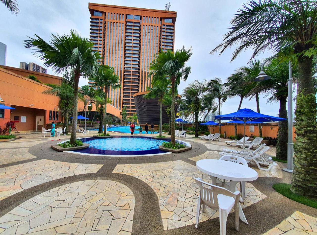 Bukit Bintang 1BR 5pax Walk to LRT & Monorail Stn by Cloud Host
