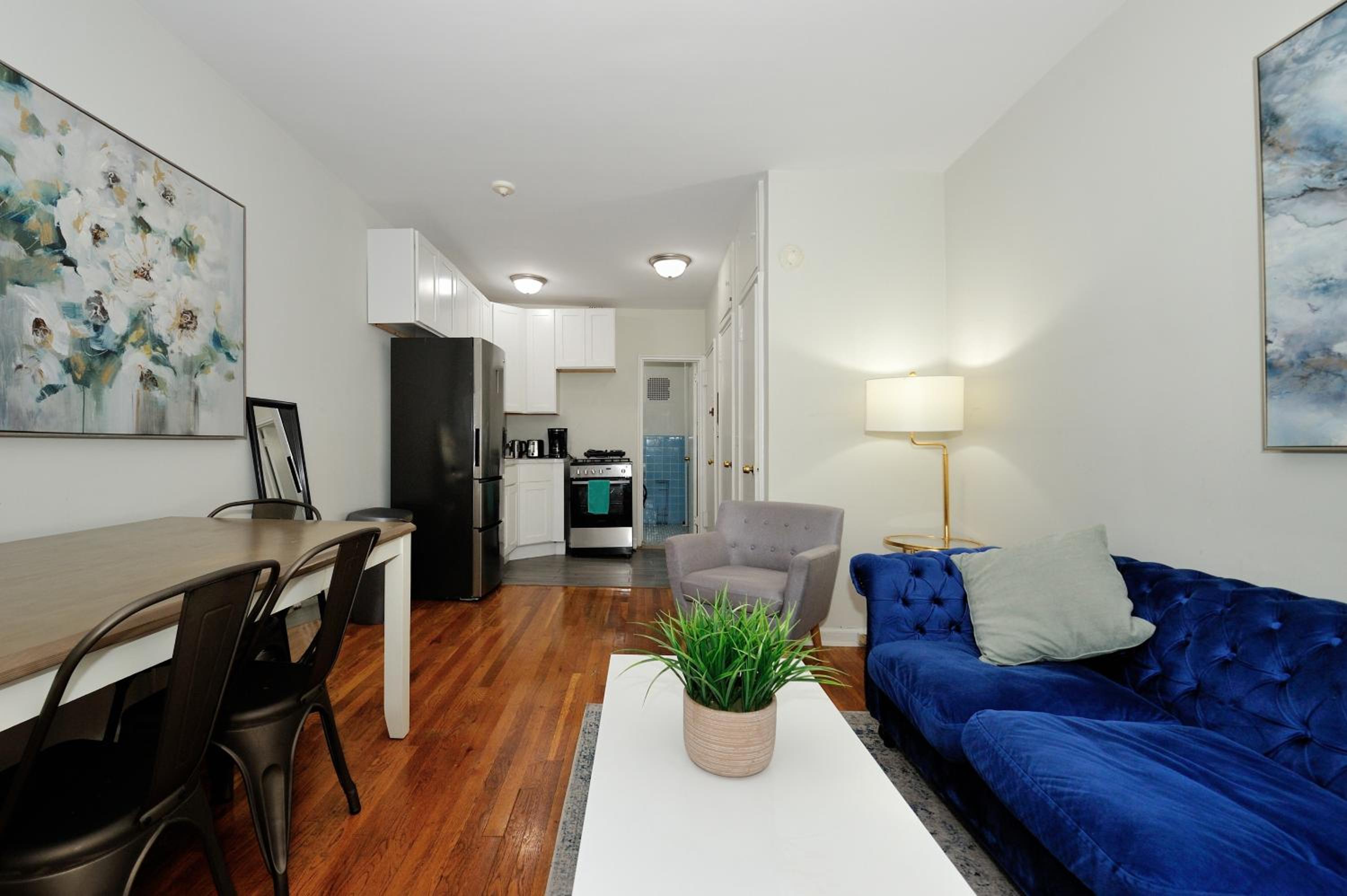 Amazing and Spacious Furnished Studio, East side