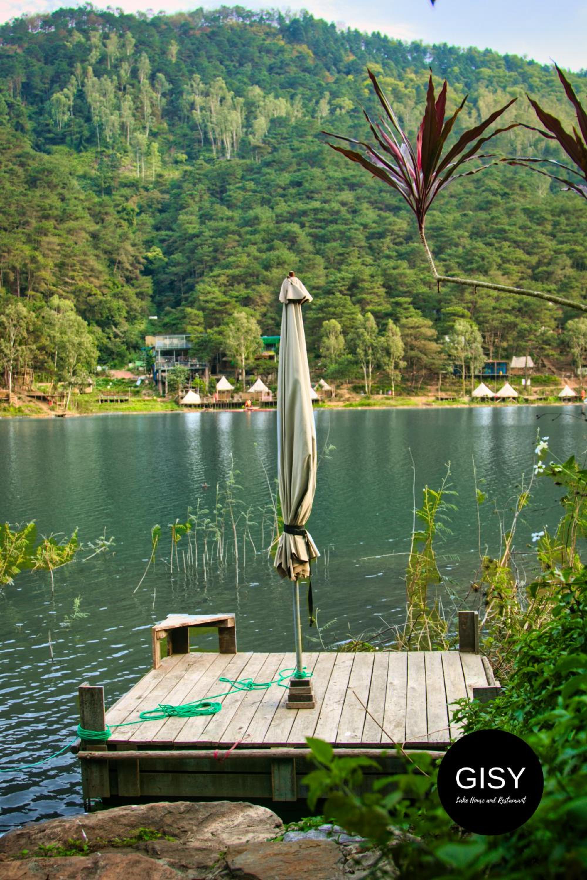 GISY Lake Hostel