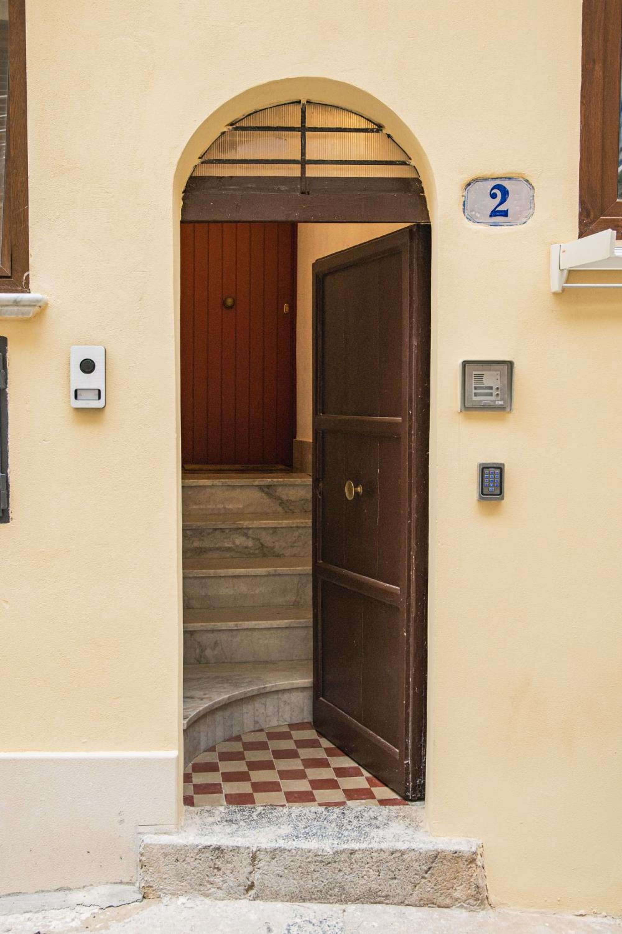 Photo 30