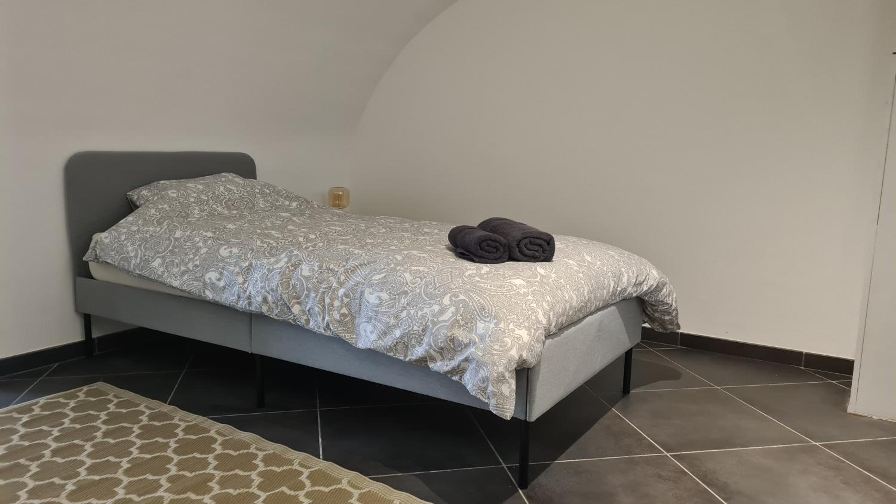 Appartement COZY ET ATYPIQUE - Property Image 6