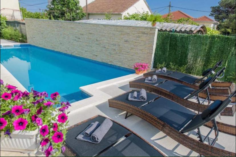 Villa Barbara Apartments with heated pool view 4