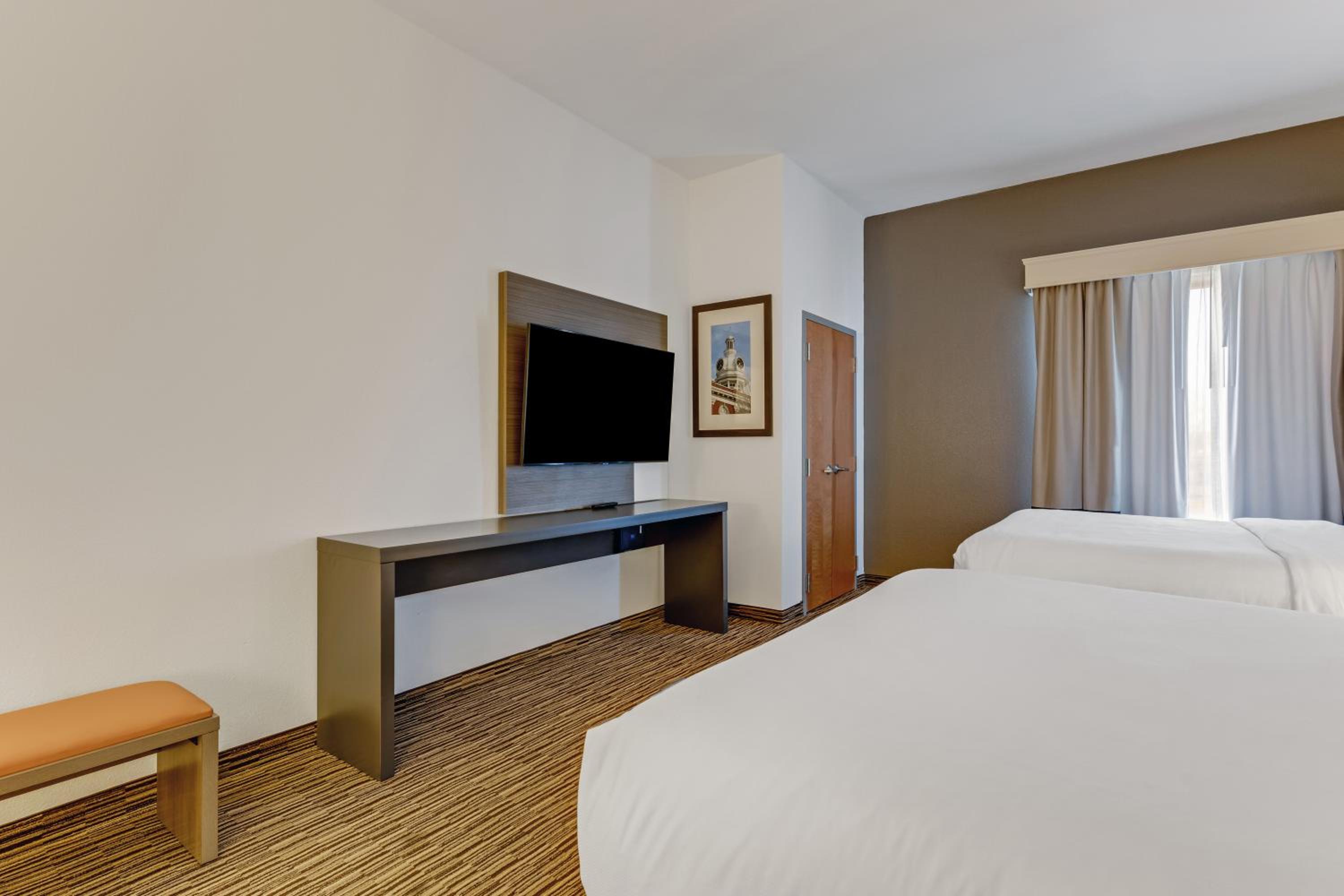 Murfreesboro Vacations - Comfort Suites - Property Image 22