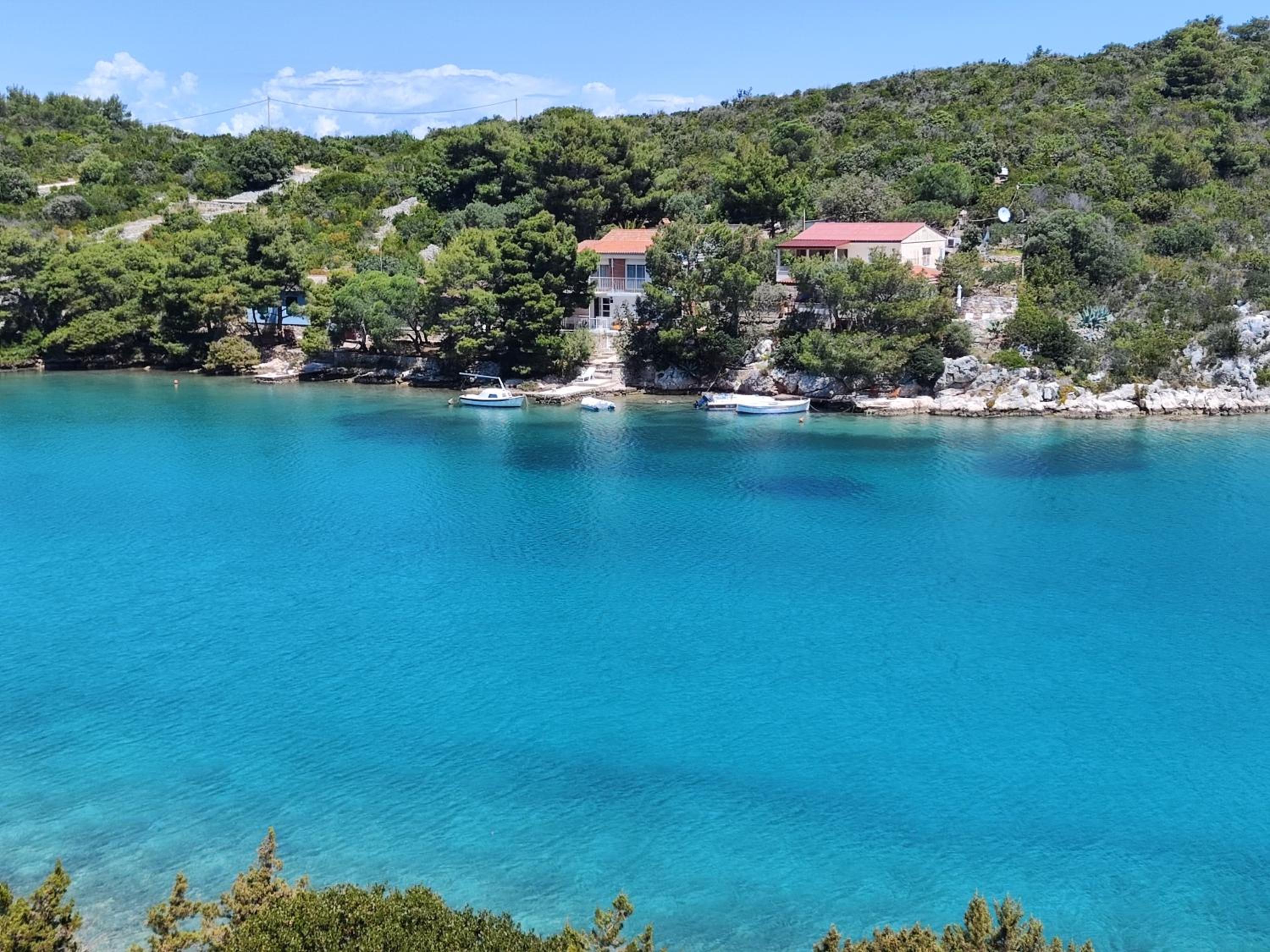 Perina Haven - Island Vis Beachfront view 3