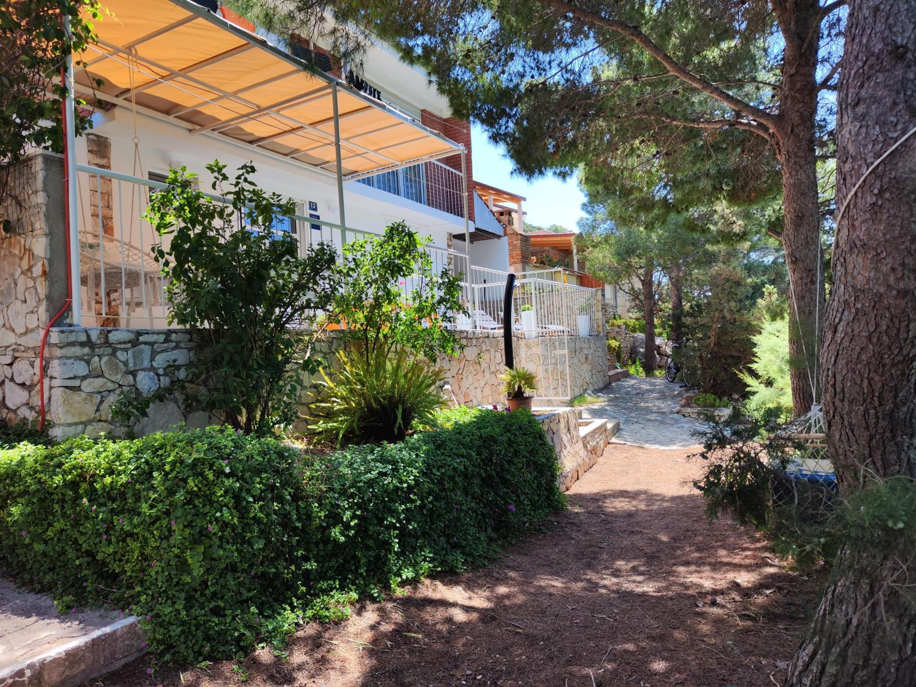 Photo 14
