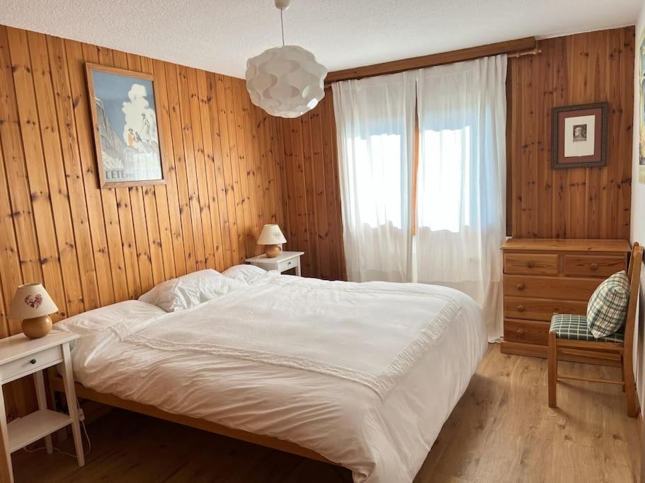 Beryl Flat for 5, stunning views