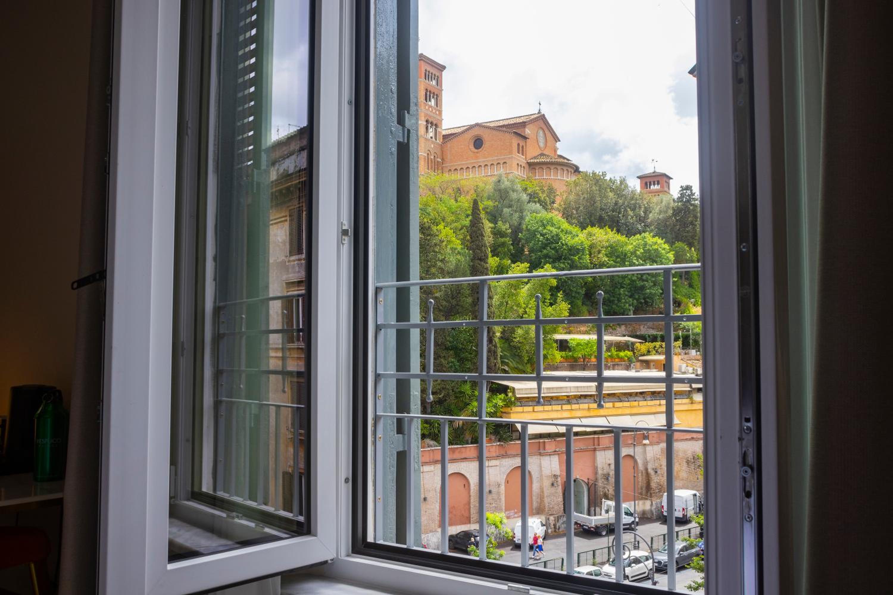 Vespucci Palace Roma