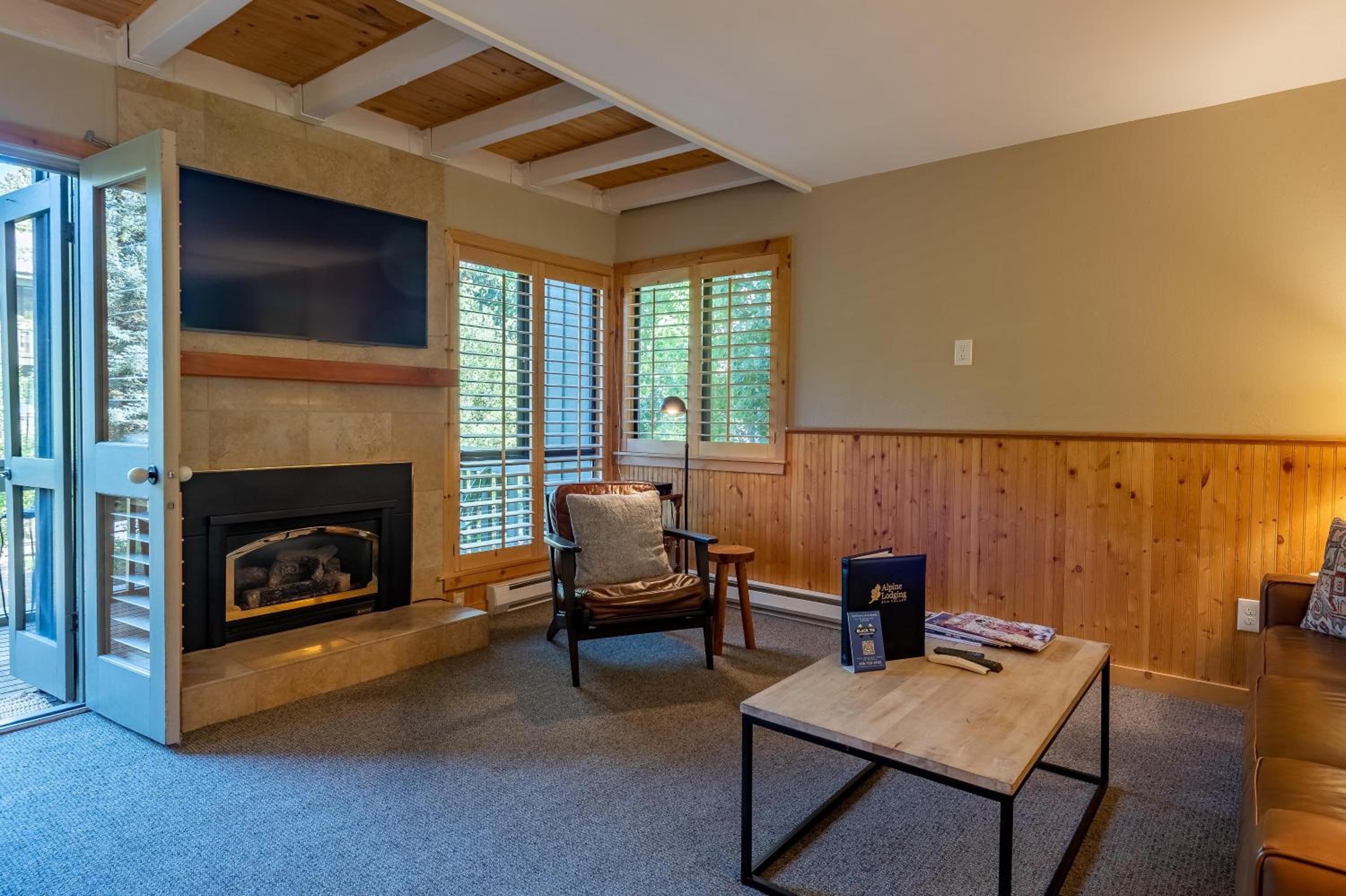 Ketchum Vacations - Cottonwood Condo 1426 - Property Image 2