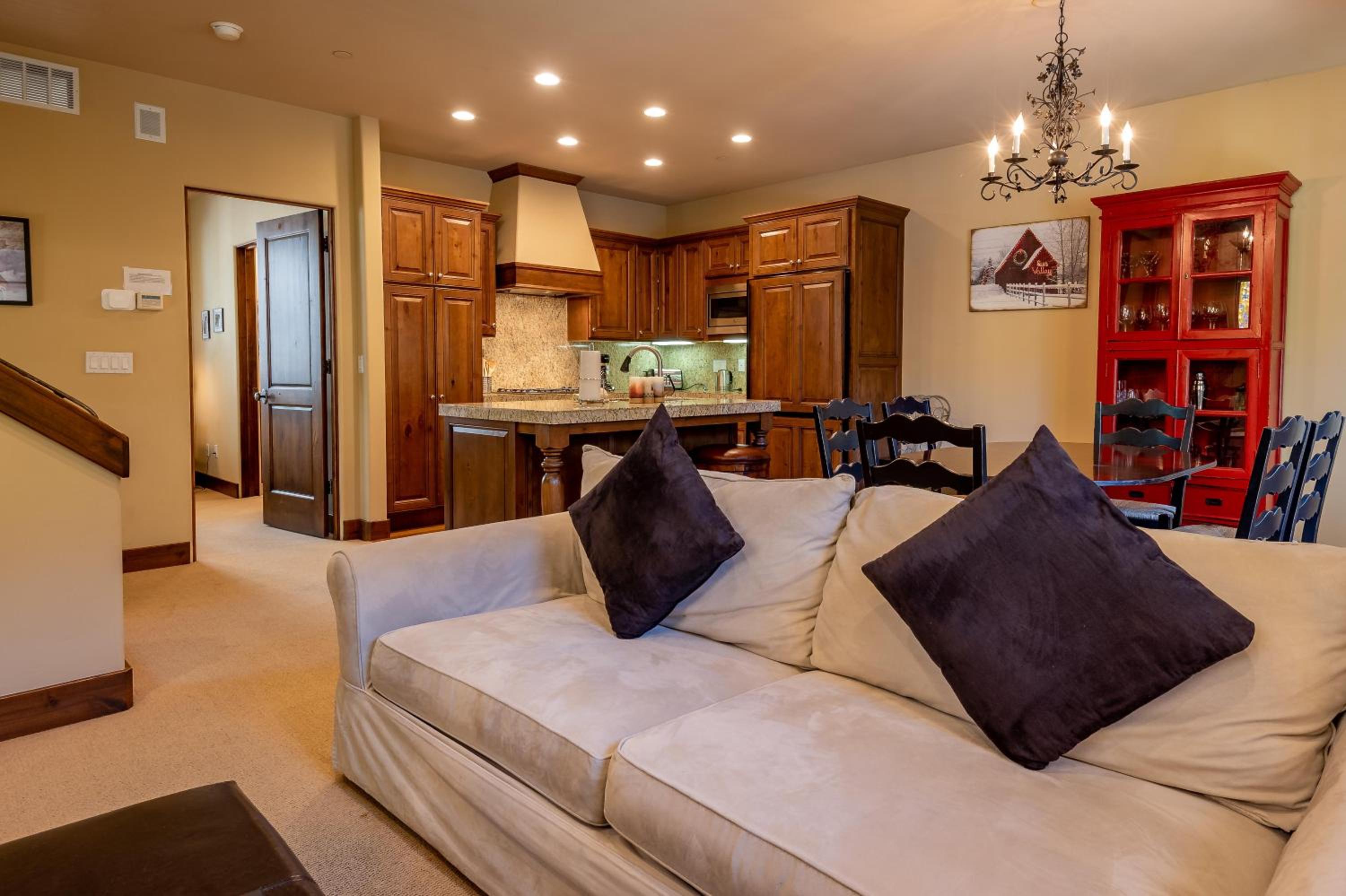 Ketchum Vacations - Deer Run Townhome 145A - Property Image 1