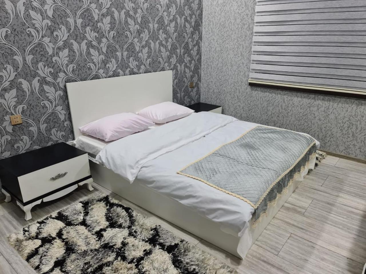 White Luxry villa OR