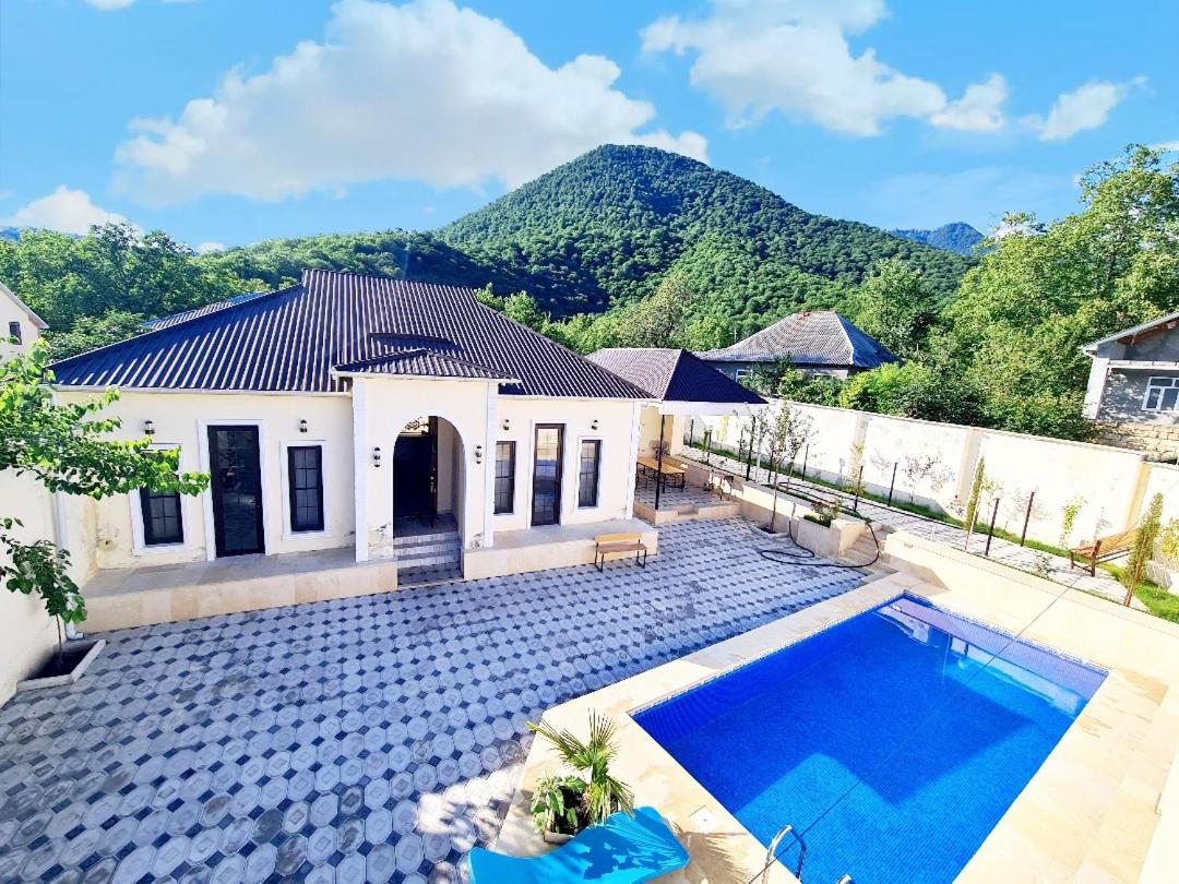 White Luxry villa OR