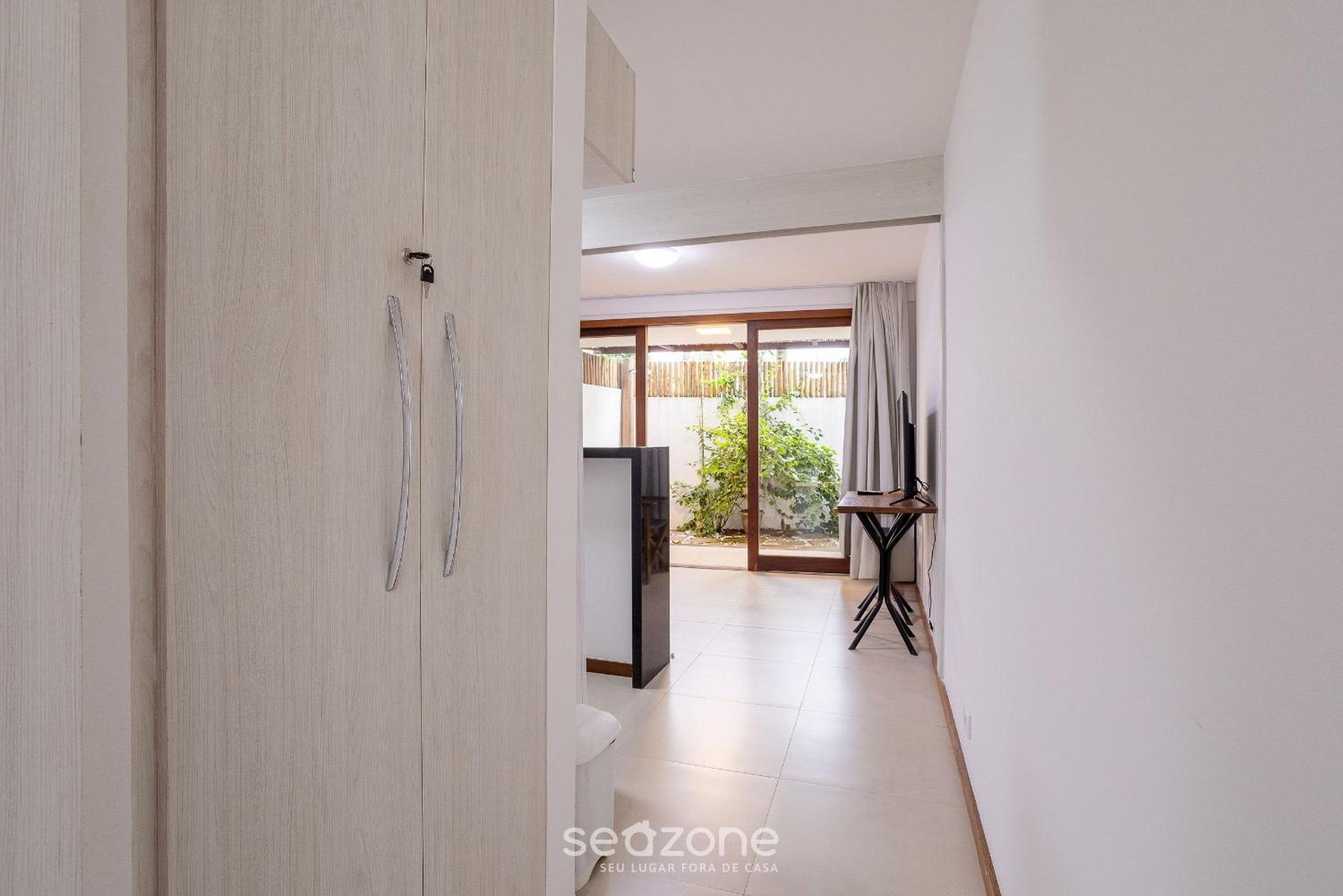 CPR - Apartments 200m from the beach with pool