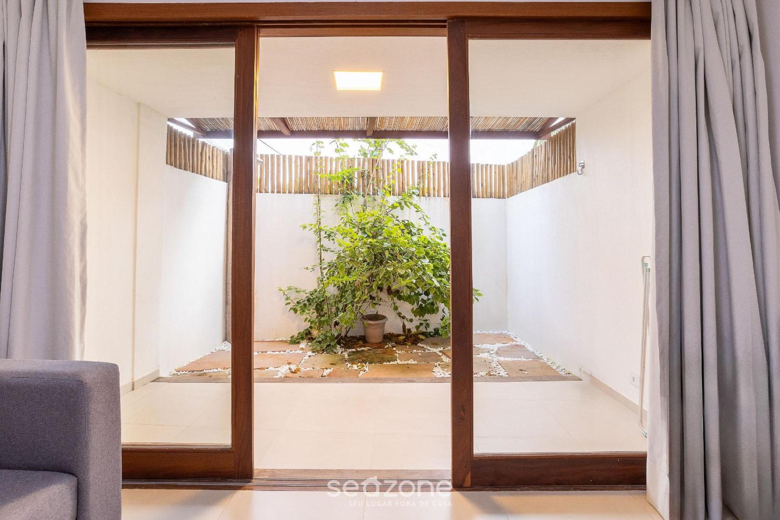 CPR - Apartments 200m from the beach with pool