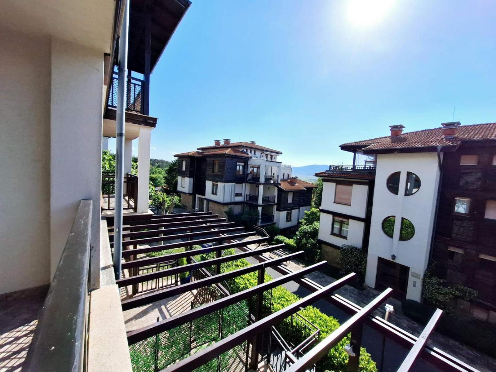 Marina Hills