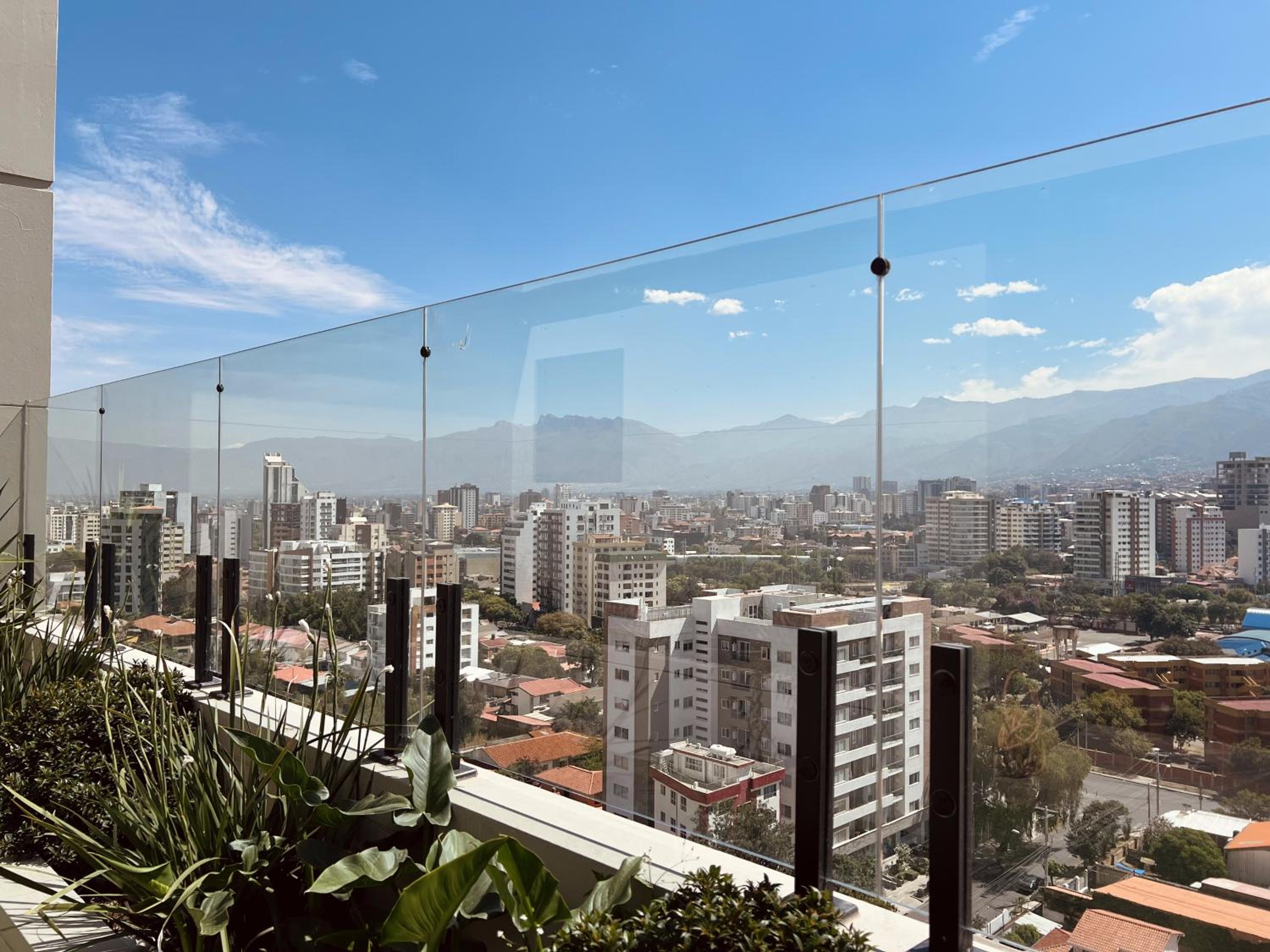 Apartamento Inteligente de Lujo, Comodo y Completo