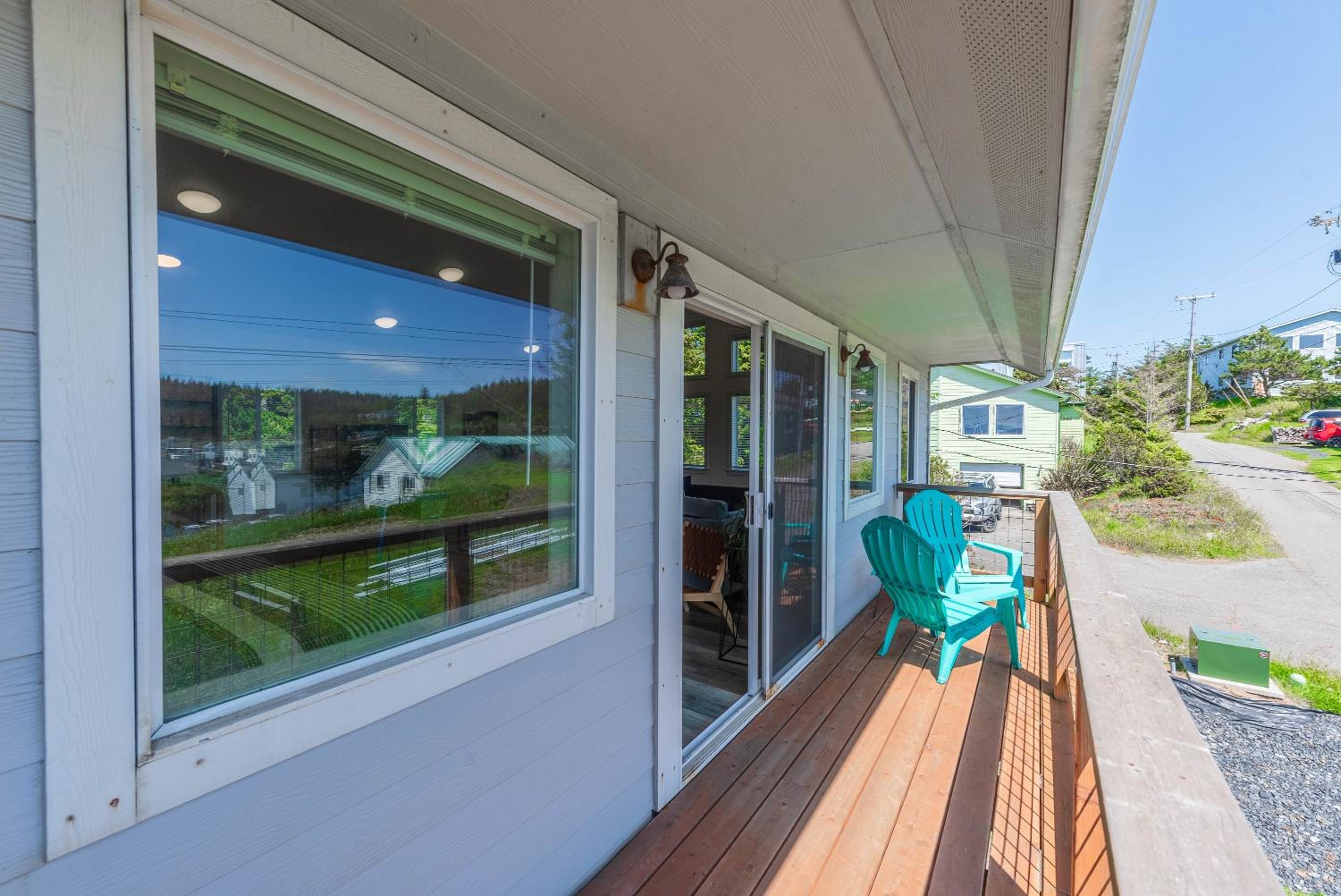 #StayinMyDistrict Oceanview Studio Loft