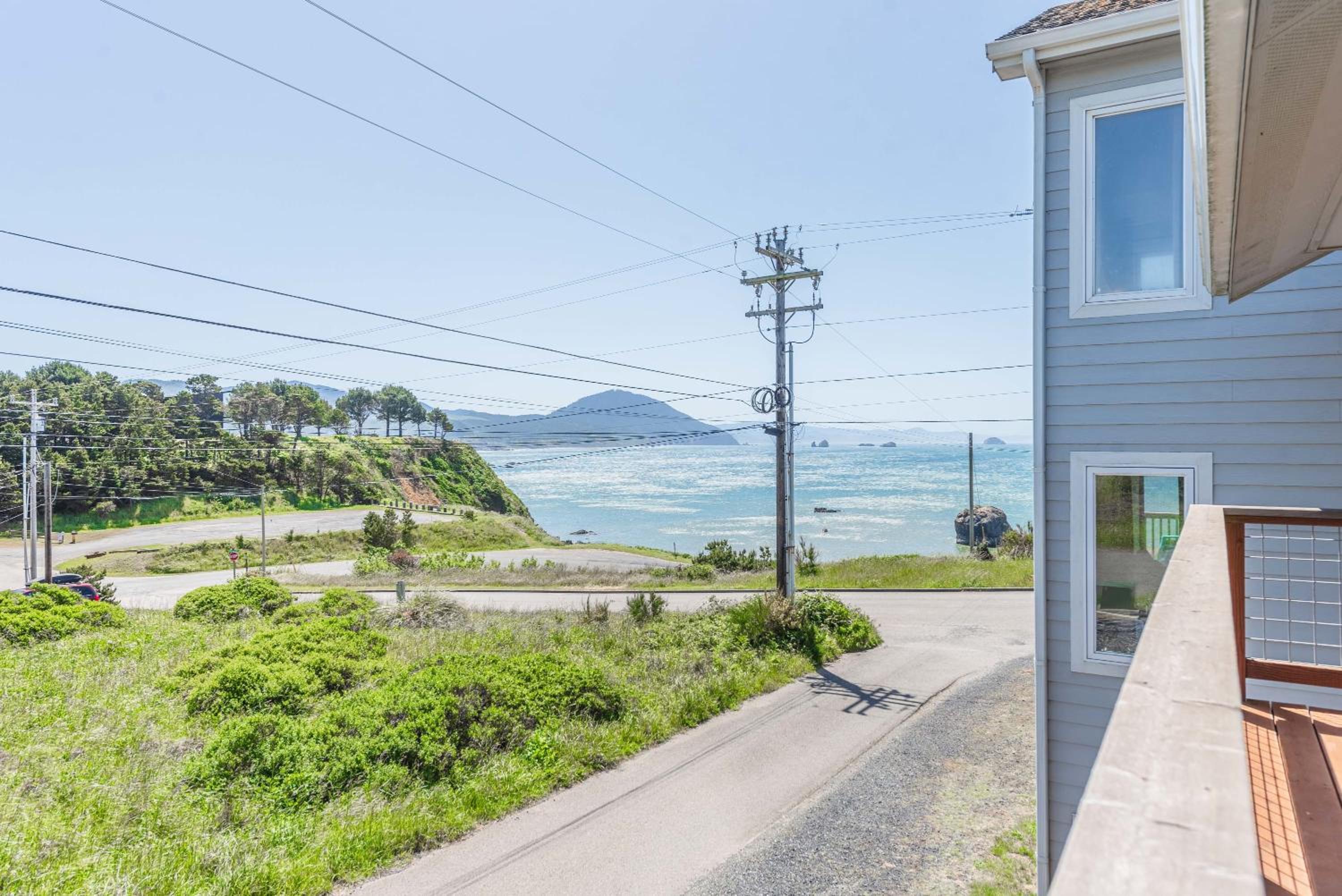 #StayinMyDistrict Oceanview Studio Loft
