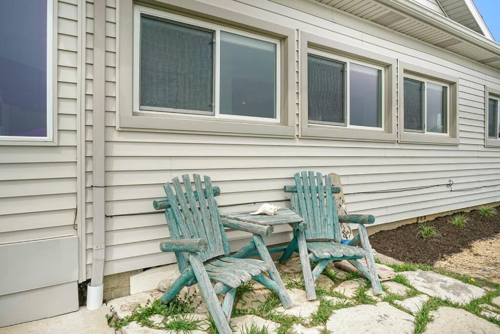Lake Home with Scenic View, Private Pier, and Hot Tub - Property Image 24