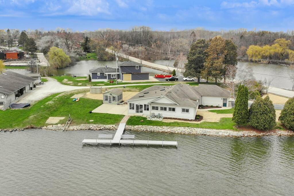 Lake Home with Scenic View, Private Pier, and Hot Tub - Property Image 18