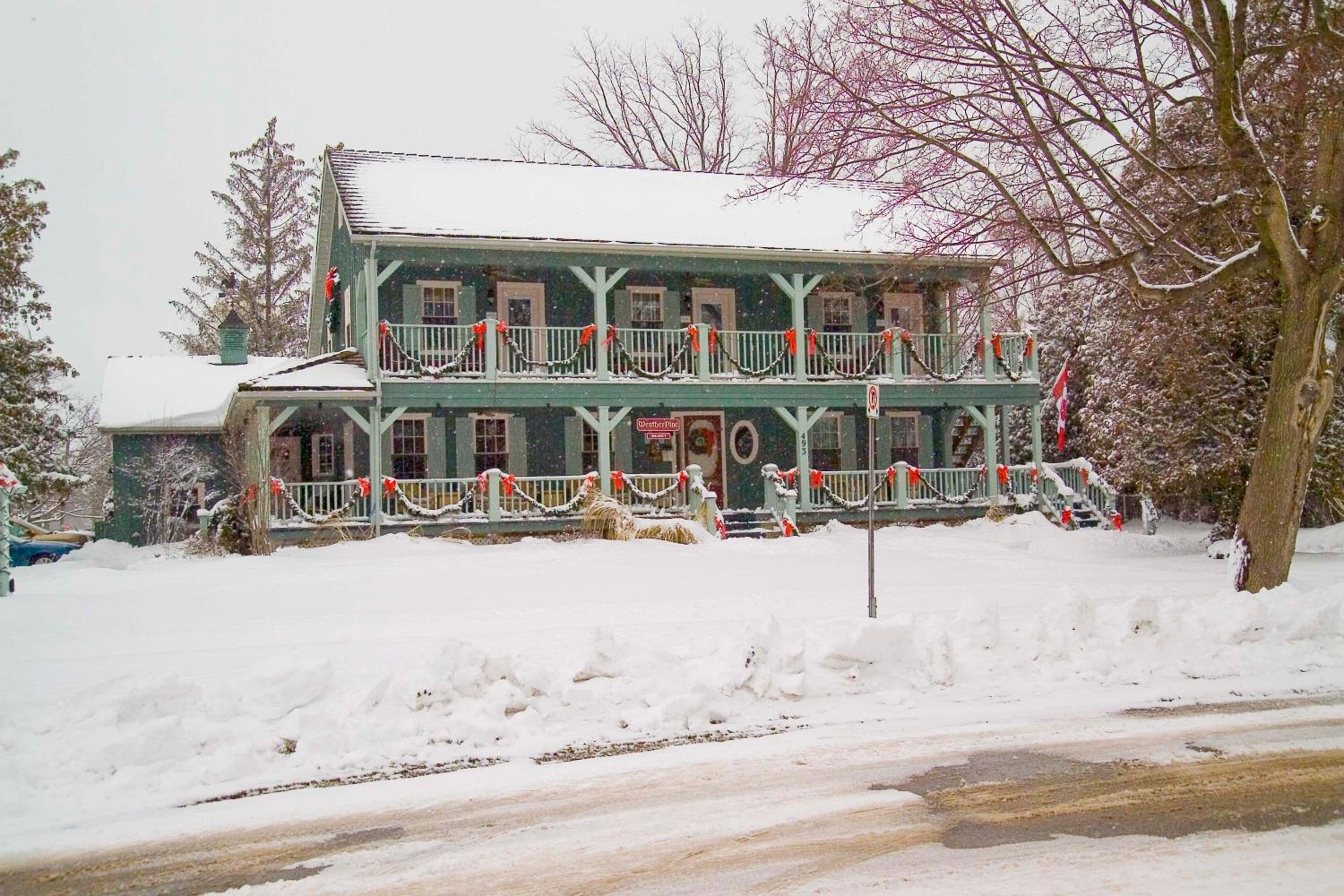 WeatherPine Inn