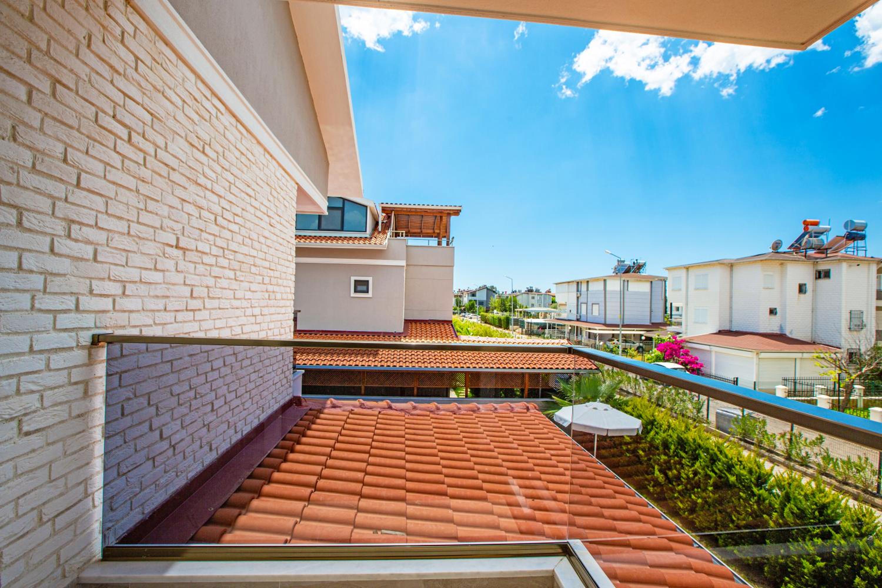 Photo 34
