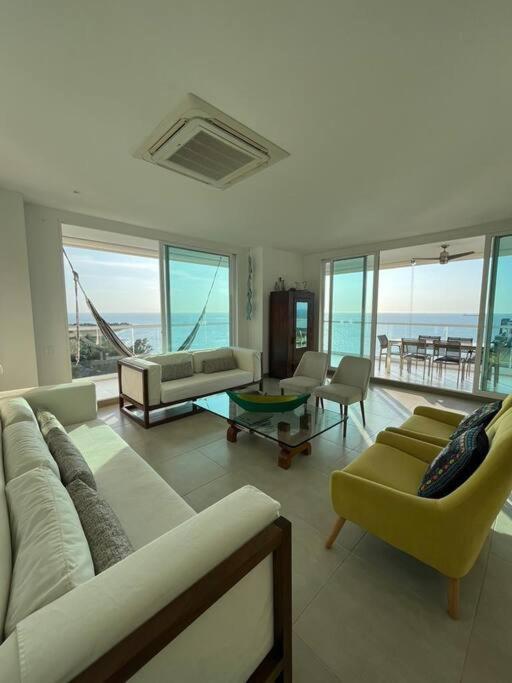 Edificio Playa dormida 2 con Piscina y playa
