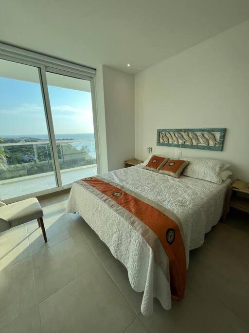 Edificio Playa dormida 2 con Piscina y playa