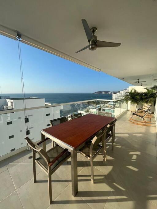 Edificio Playa dormida 2 con Piscina y playa