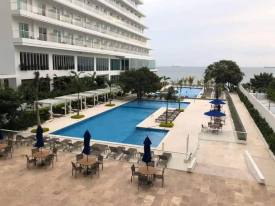 Edificio Playa dormida 2 con Piscina y playa
