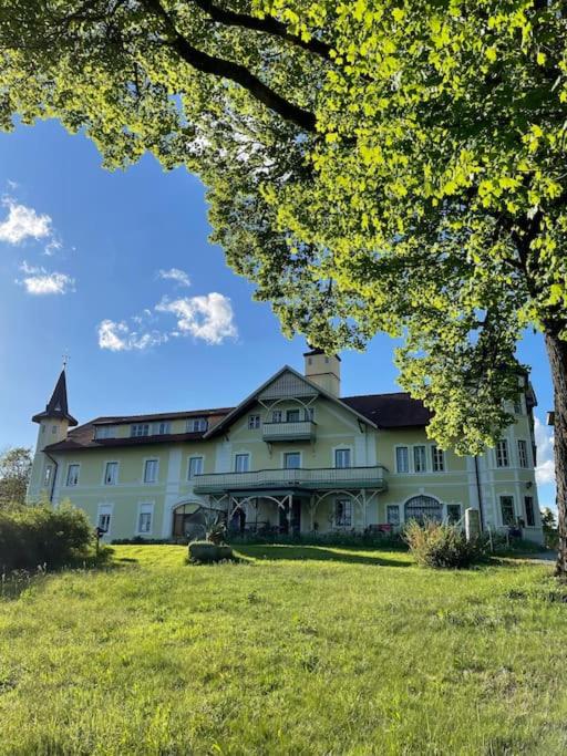 Ferienwohnung in Gutshaus mit Naturblick