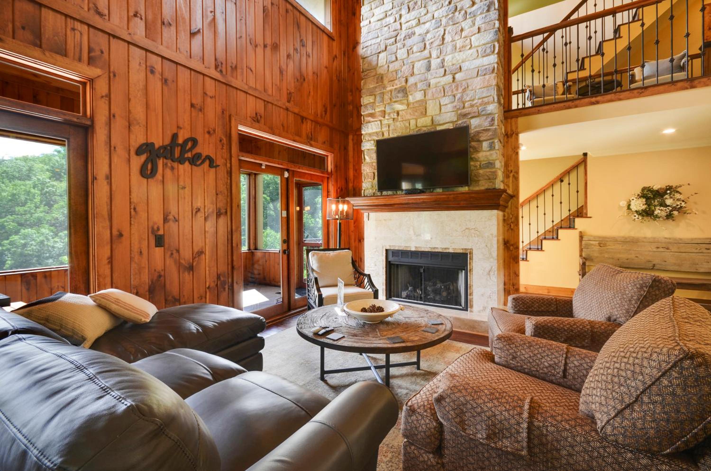 Mossy Brook Lodge by Stony Brook Cabins view 5