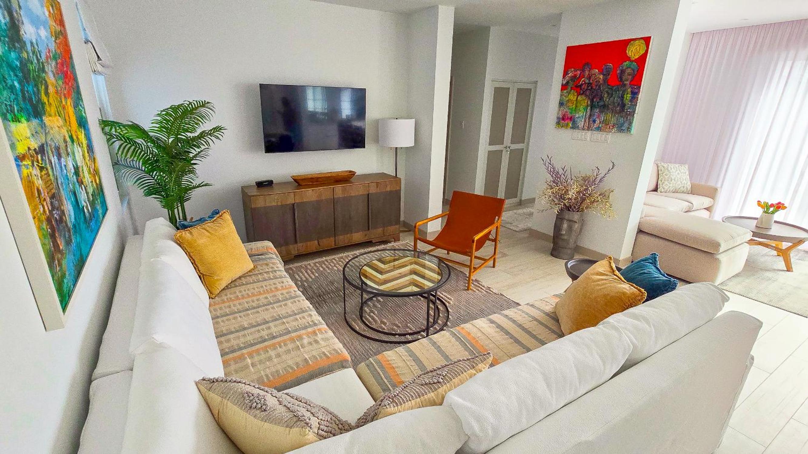 Colourful Serene 3BR Luxury Villa at Porters Place