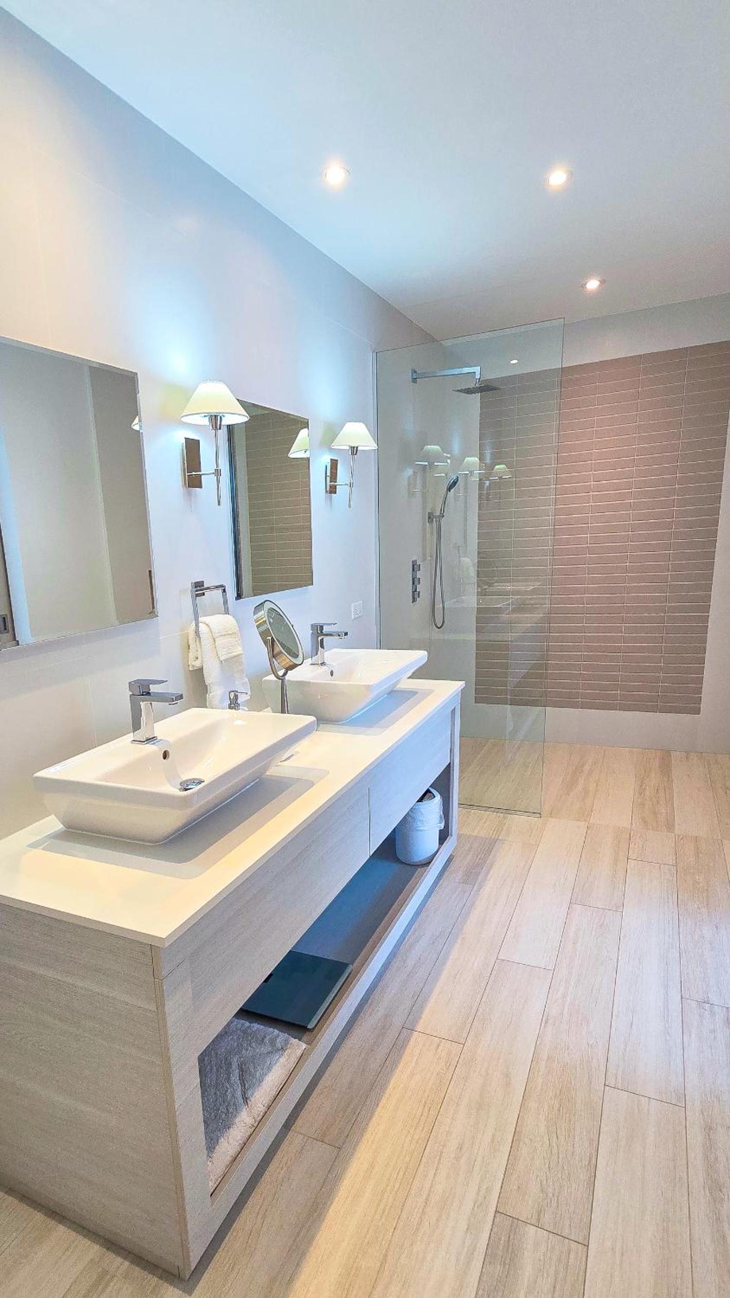 Colourful Serene 3BR Luxury Villa at Porters Place