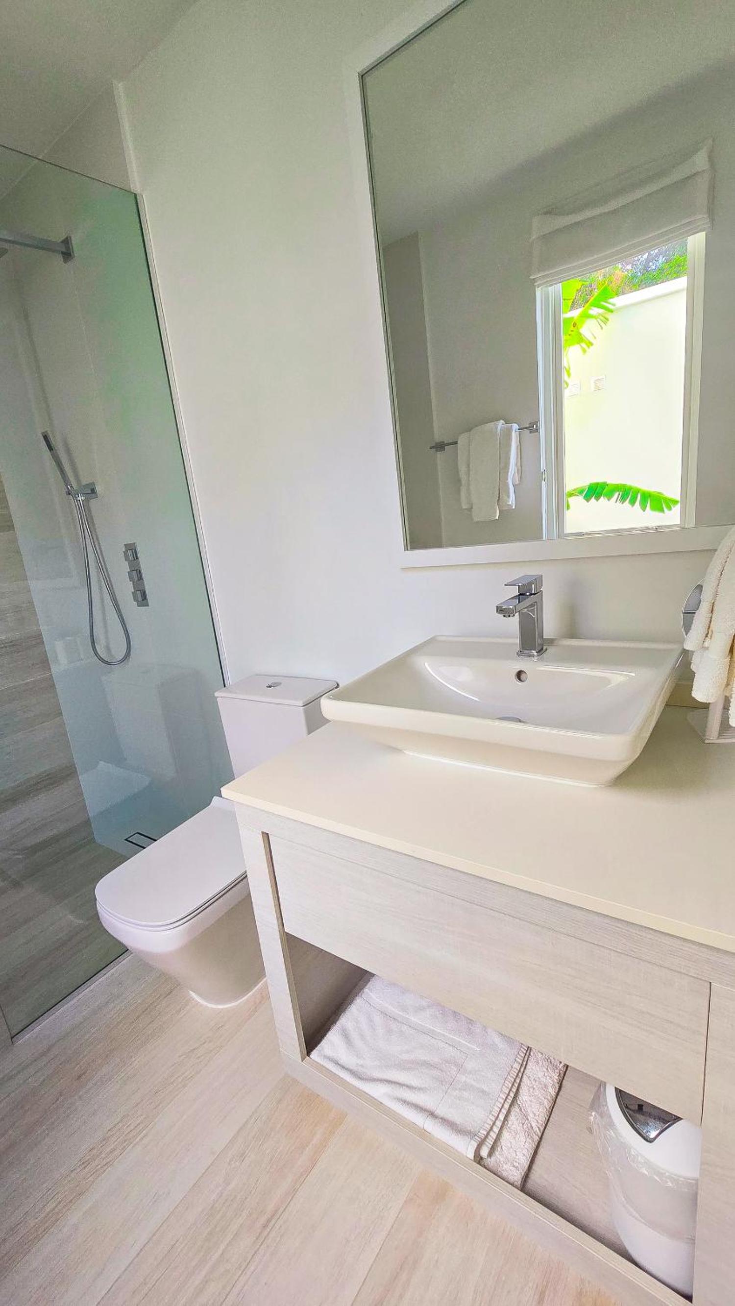 Colourful Serene 3BR Luxury Villa at Porters Place