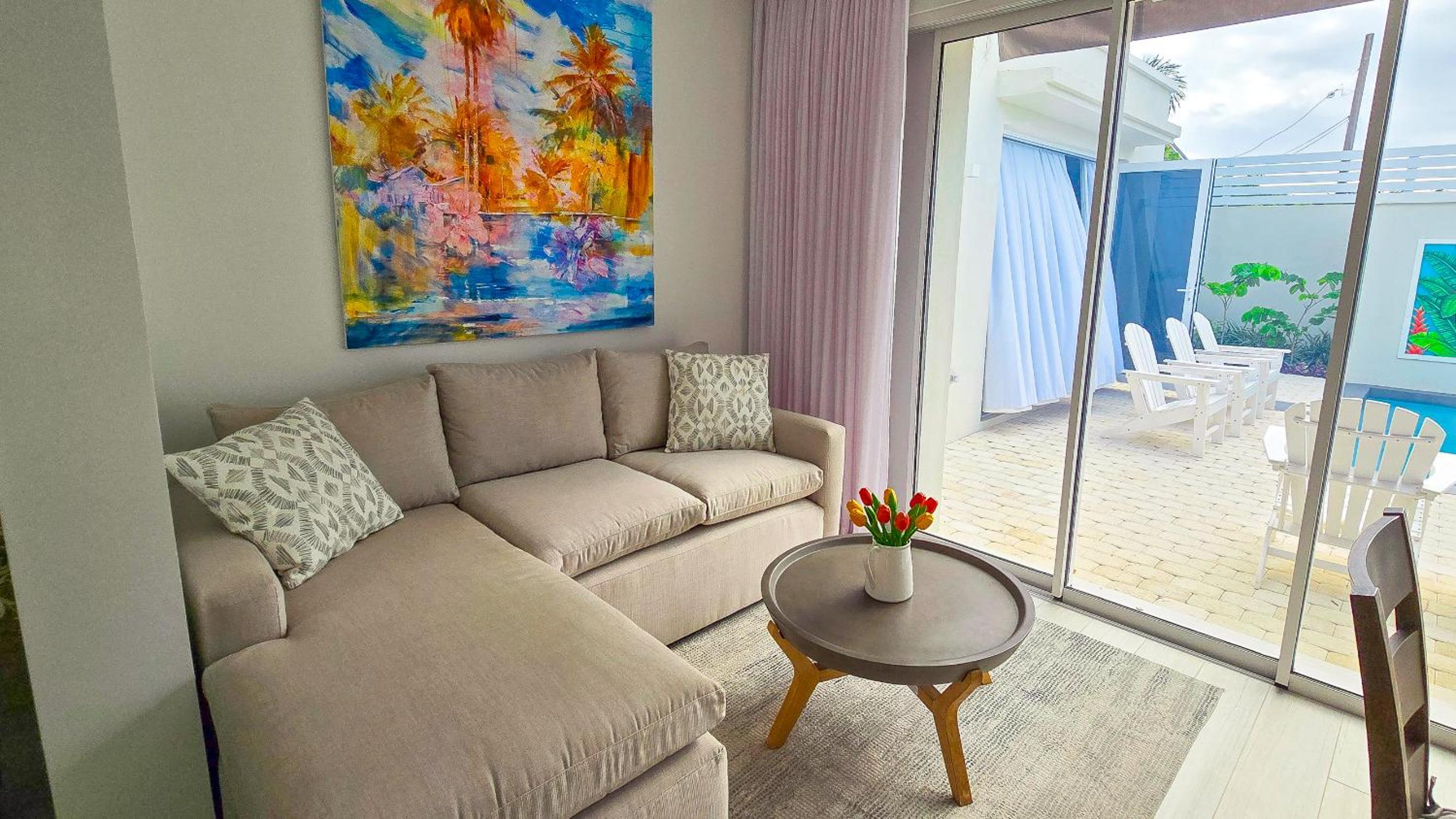 Colourful Serene 3BR Luxury Villa at Porters Place