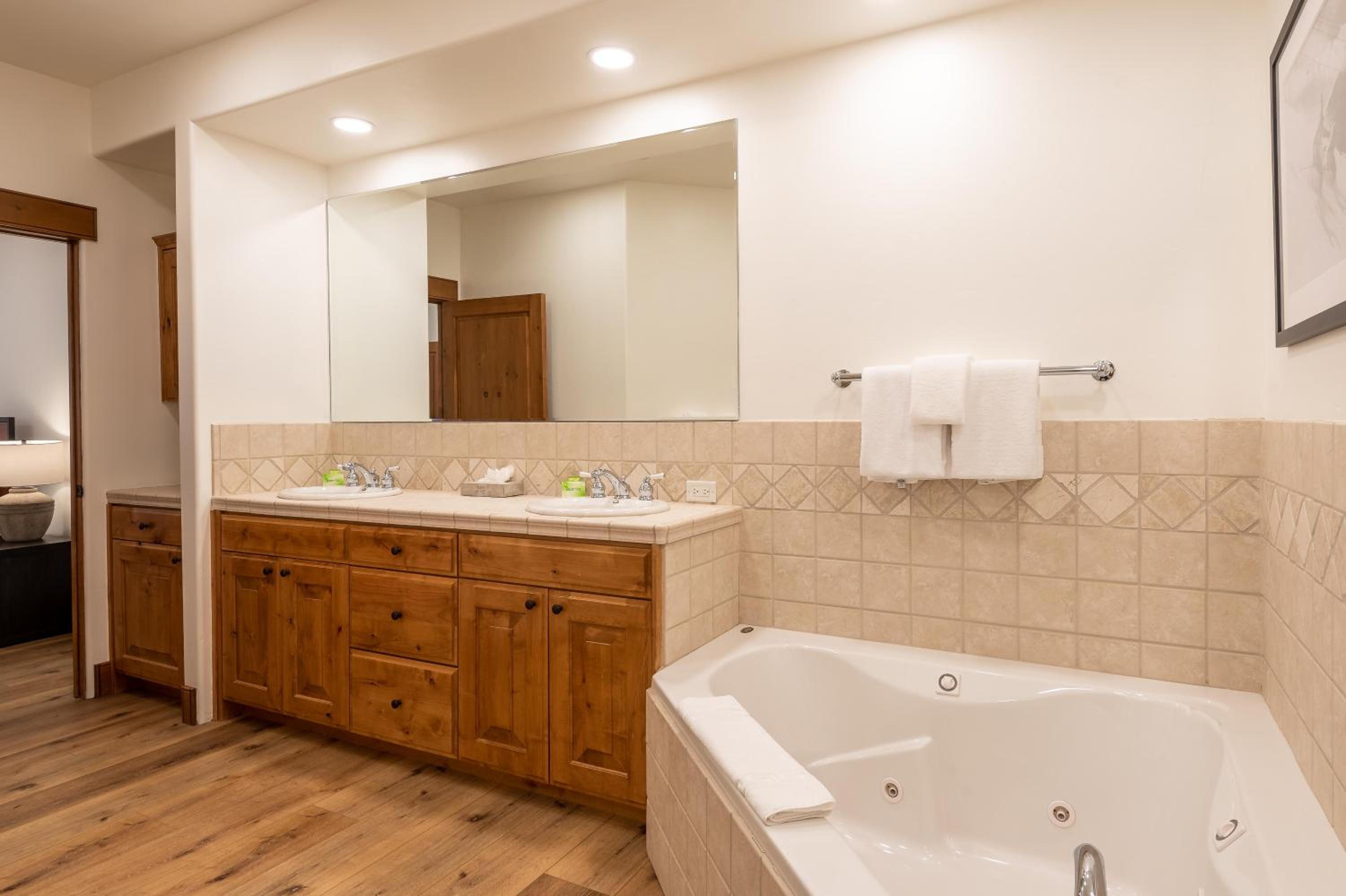 Ketchum Vacations - Westridge Condo 26 - Property Image 15