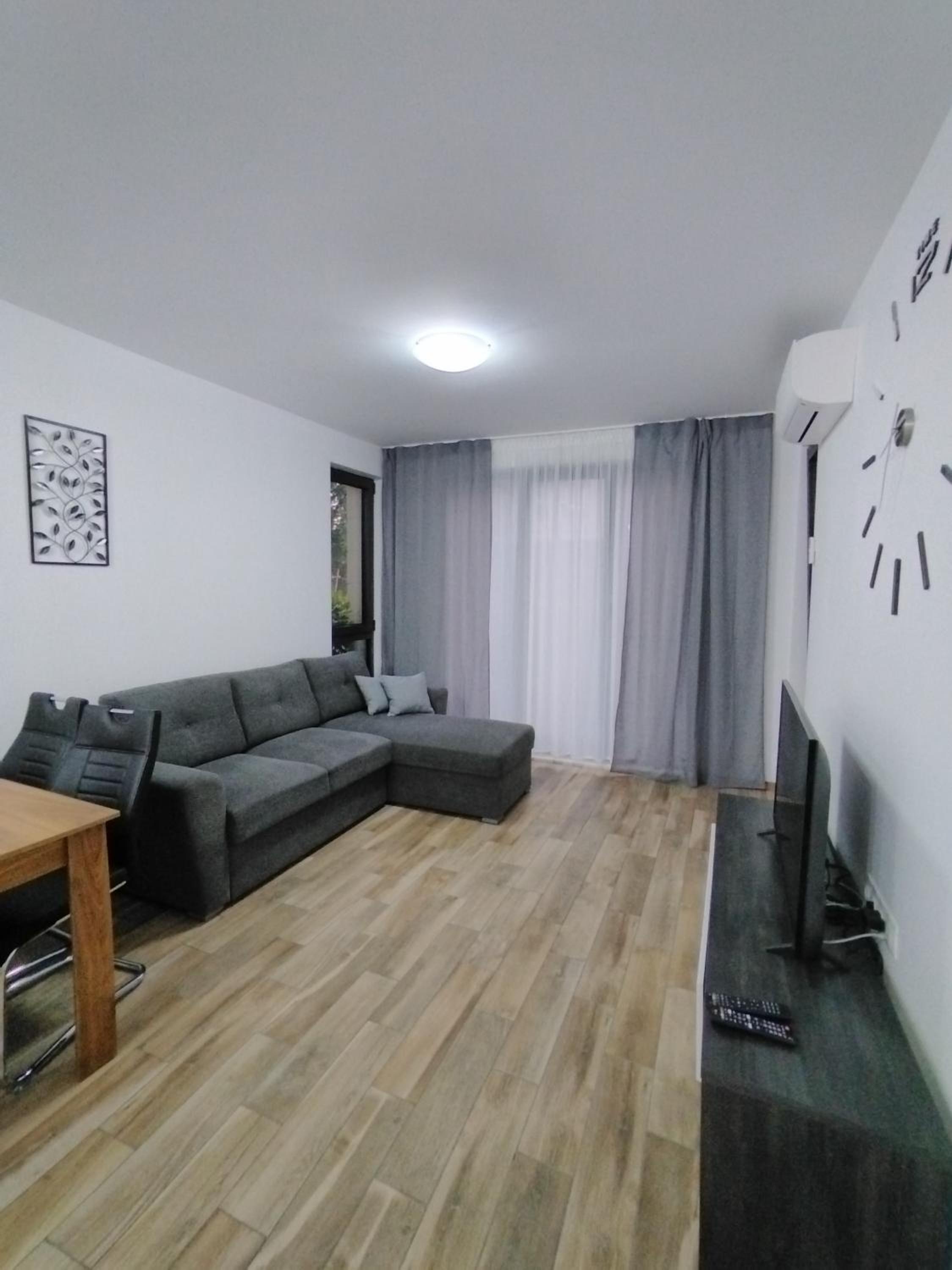 Sveti Konstantin i Helena Lux Apart