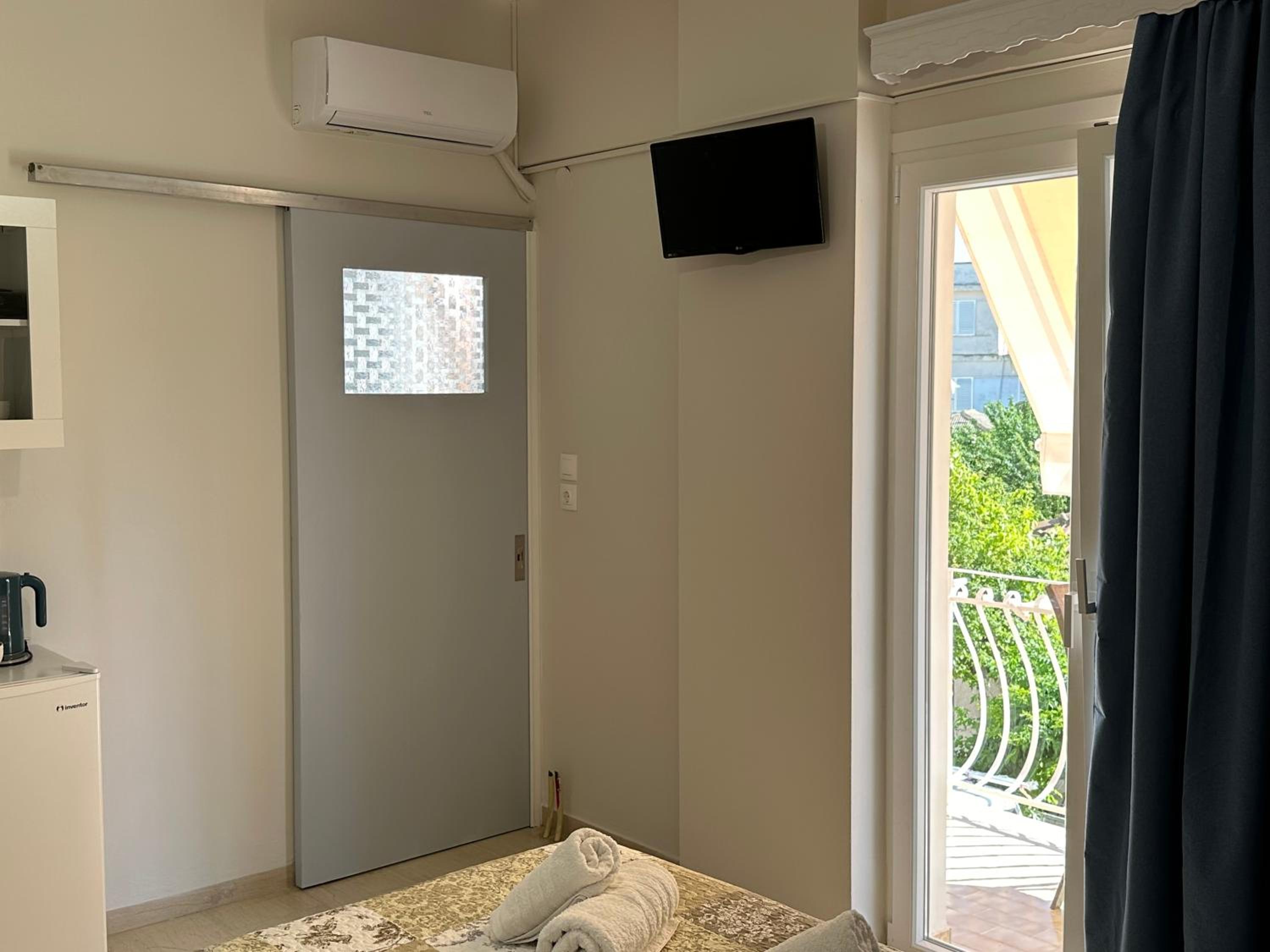 Venus Rooms view 5