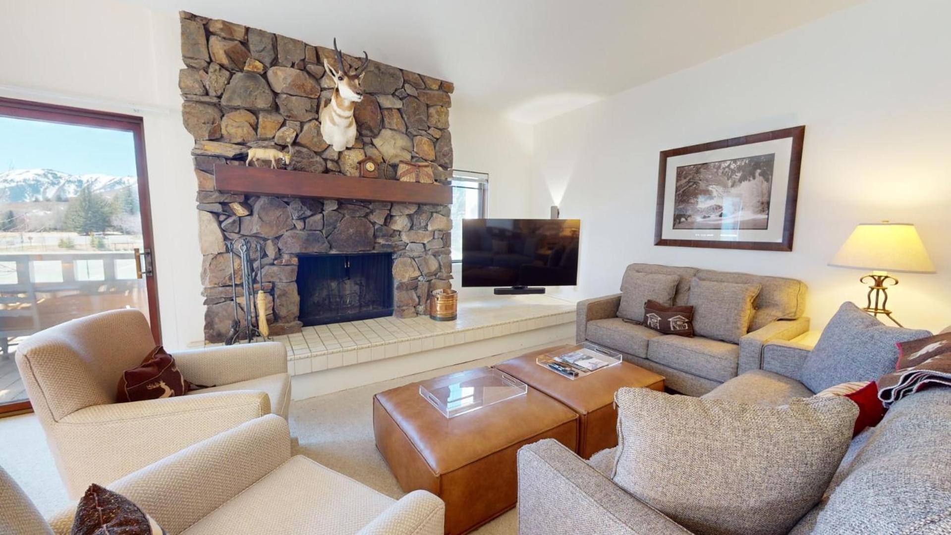 Ketchum Vacations - Wildflower Condo 662 - Property Image 1
