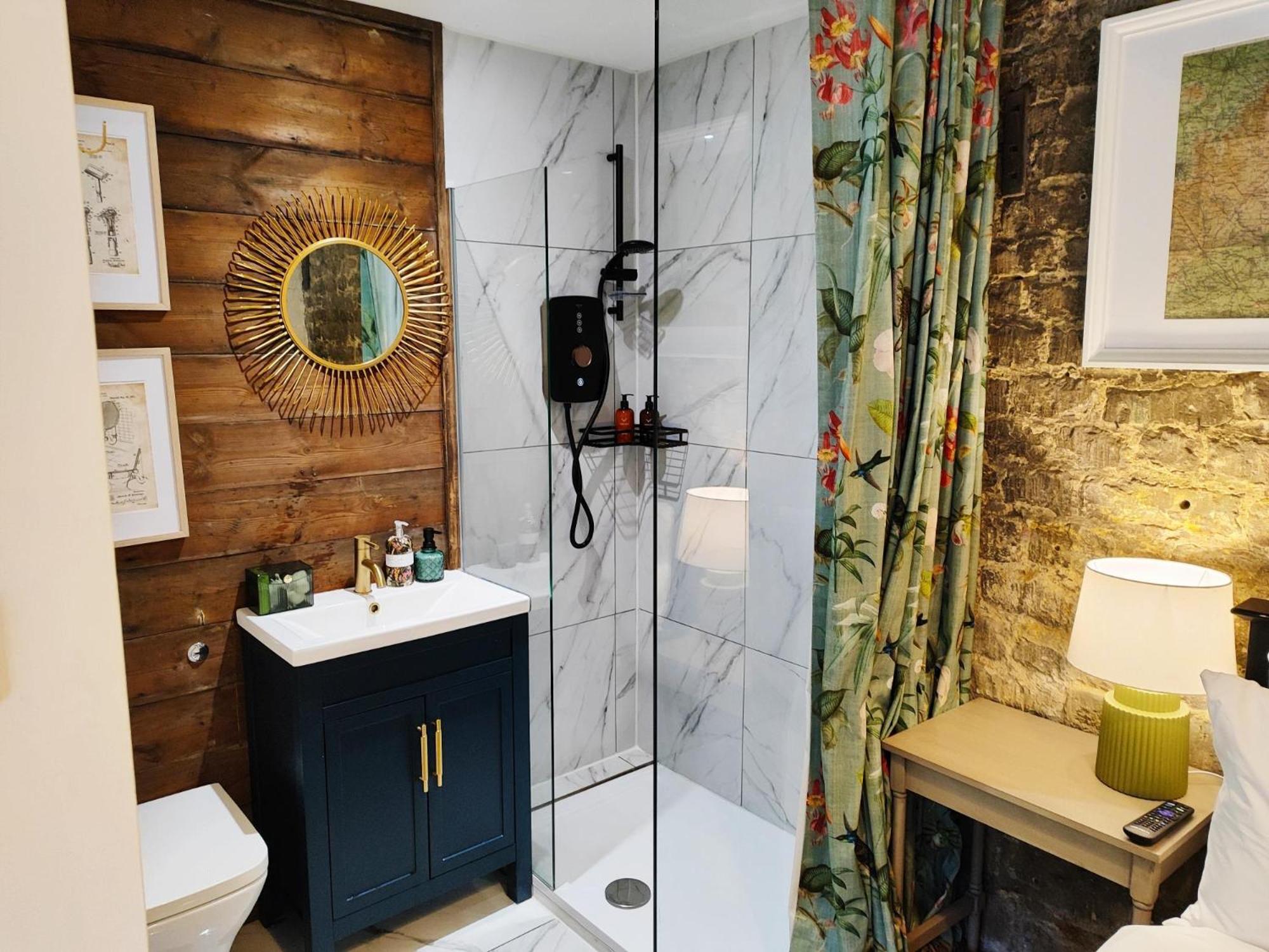 Cotswold Bankview
