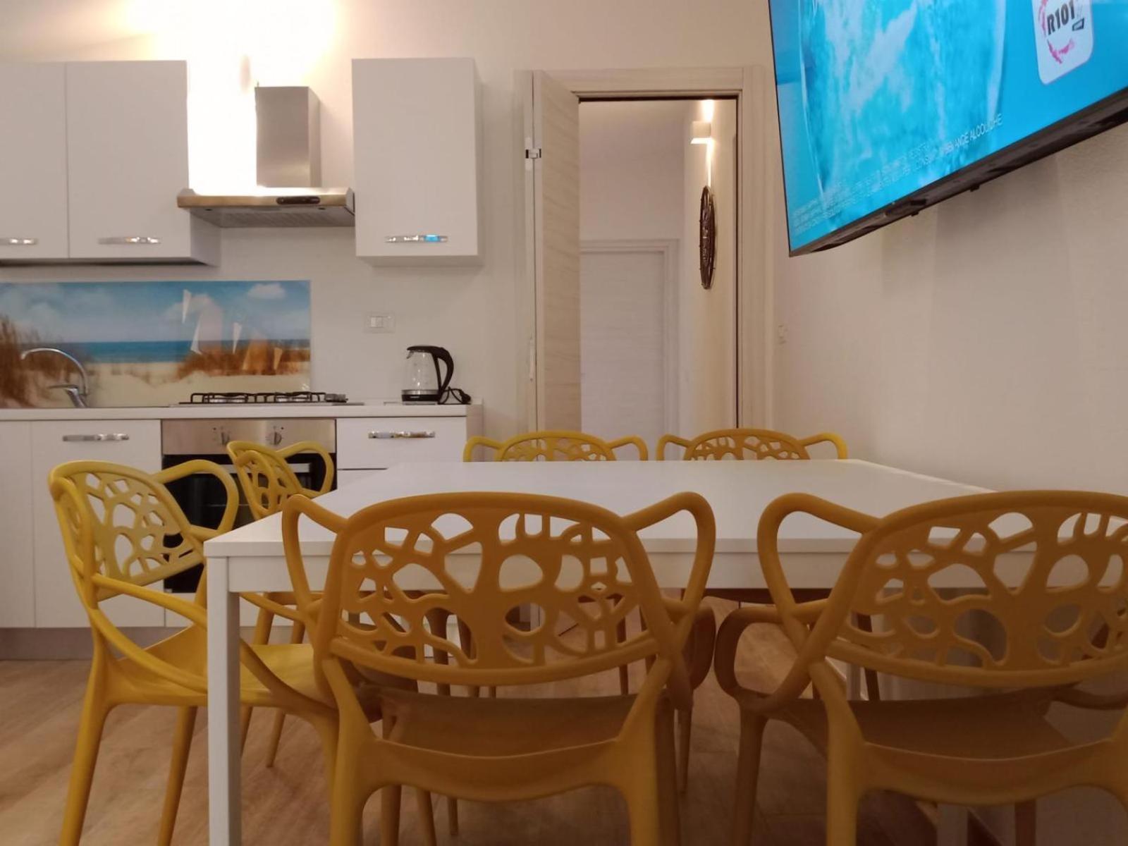La Grotta Sardegna 5 Bedrooms each with a Private Ensuite Bathroom featuring a Hydromassage Shower Air Conditioning view 3