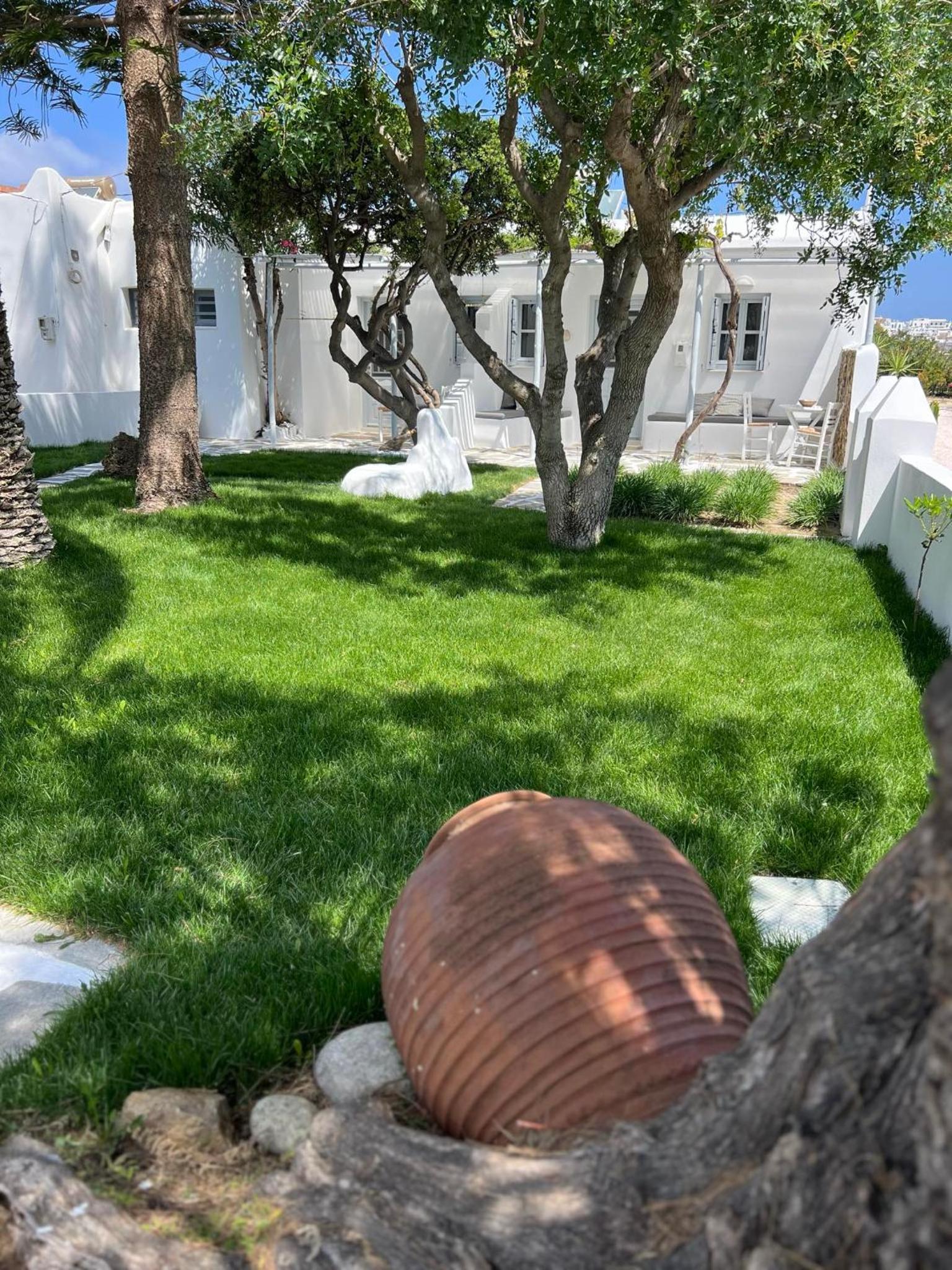 Flisvos Beach Garden