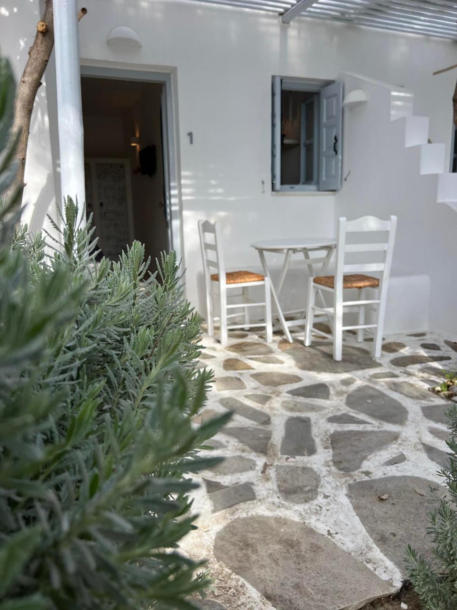 Flisvos Beach Garden